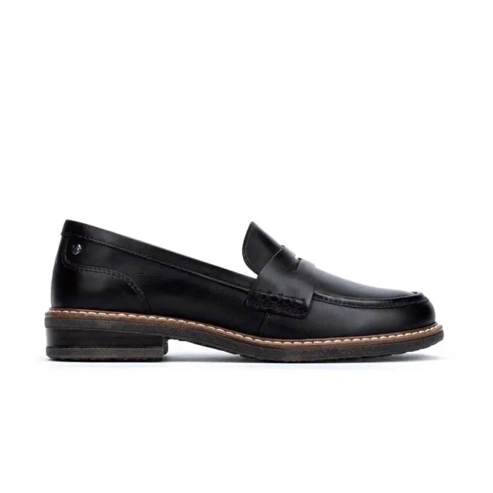 slim cut School Jog Womens Pikolinos Aldaya in Black