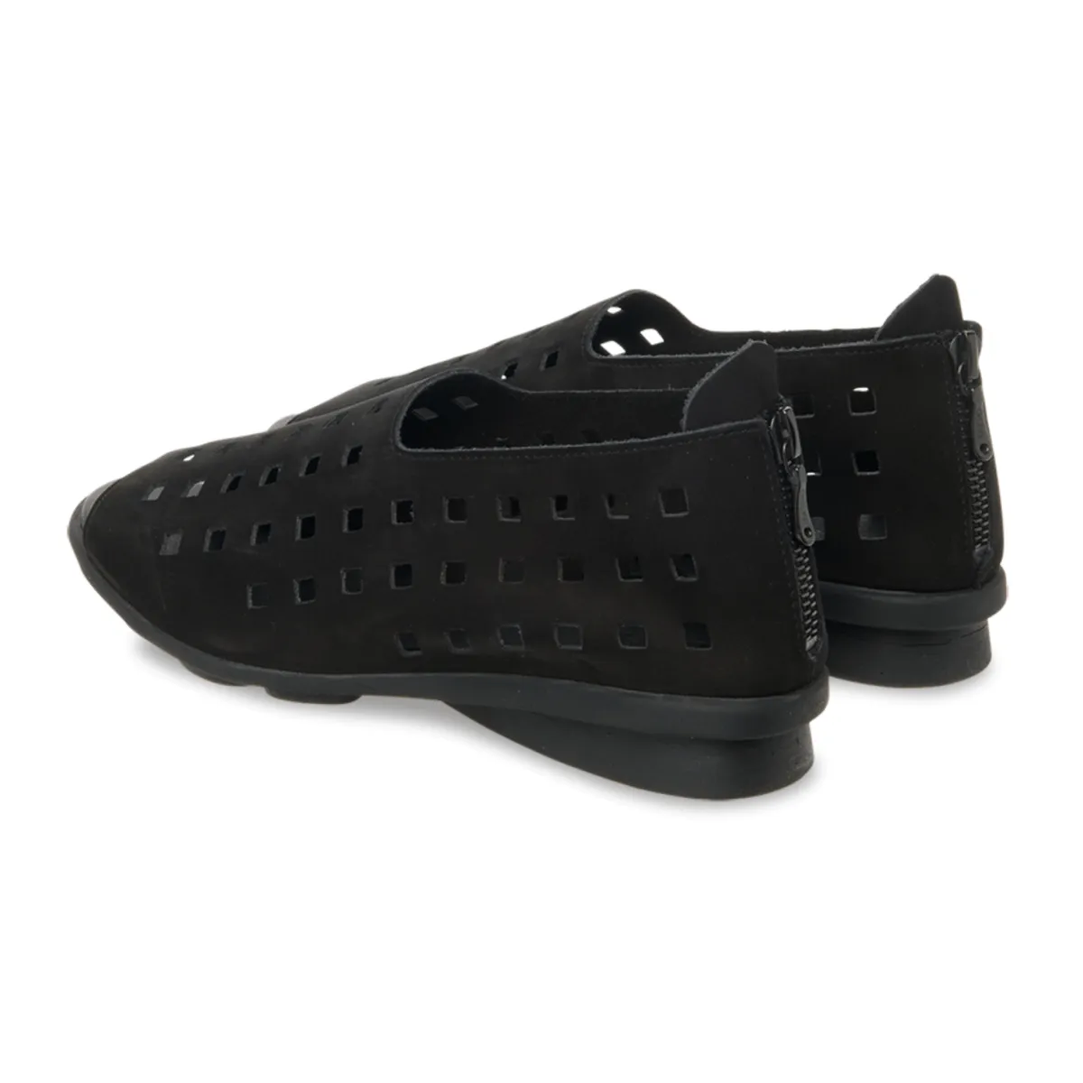 Arche Women's Drick Black Nubuck Stage Mode