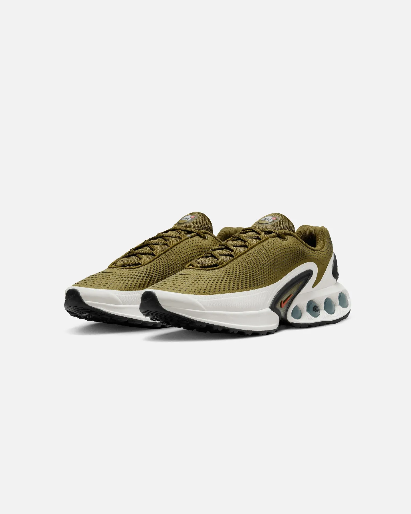 Long Walk Nike Air Max DN "Olive Flak" Olive Flak/Gym Red