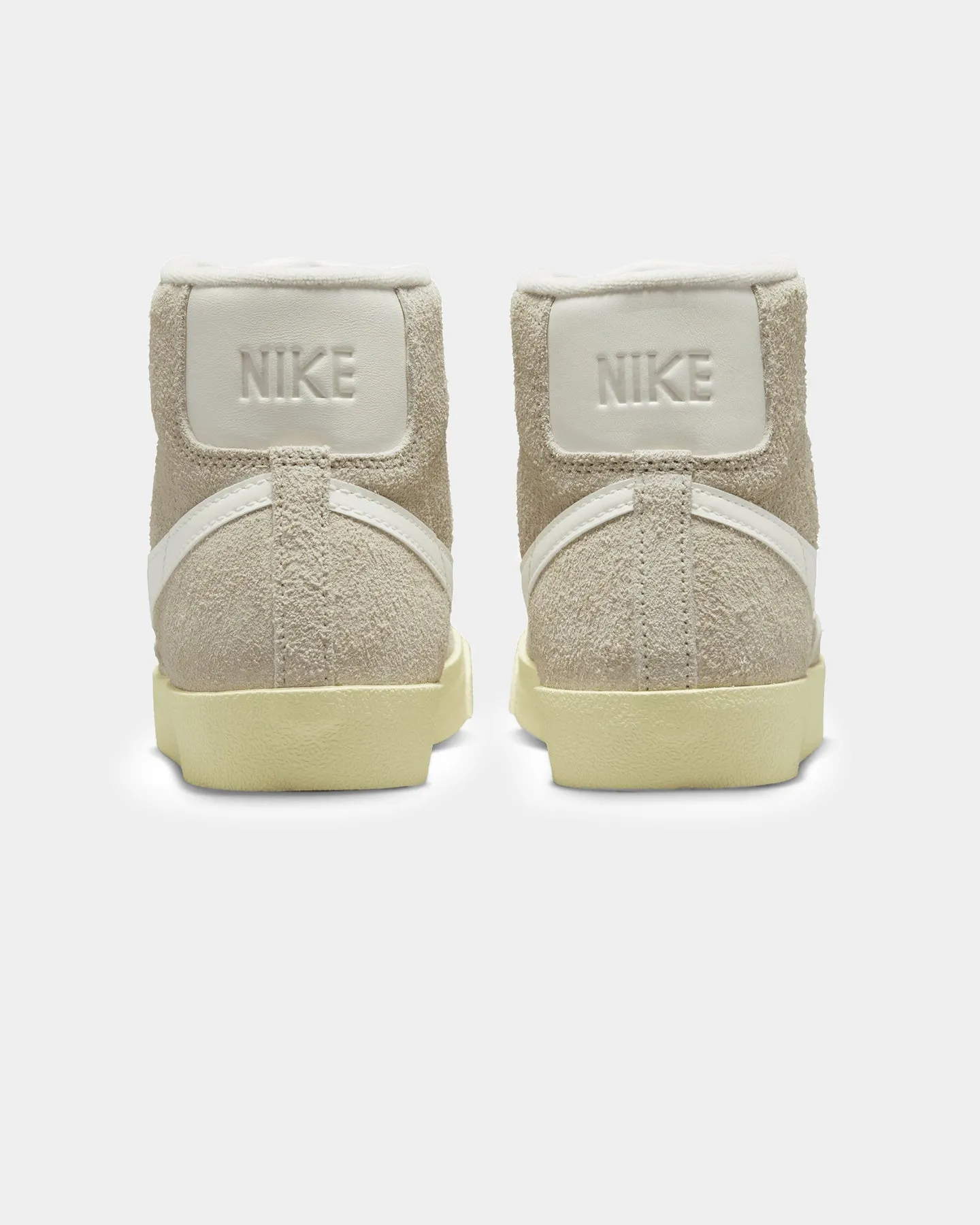 Nike Women's Blazer Mid '77 Vintage Light Bone/Sail smallest