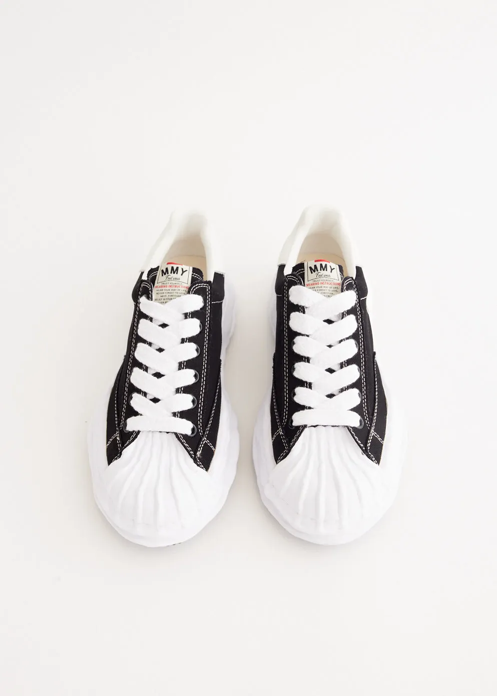 city dwellers' casual shoes Roomy Blakey Low Top Sneakers