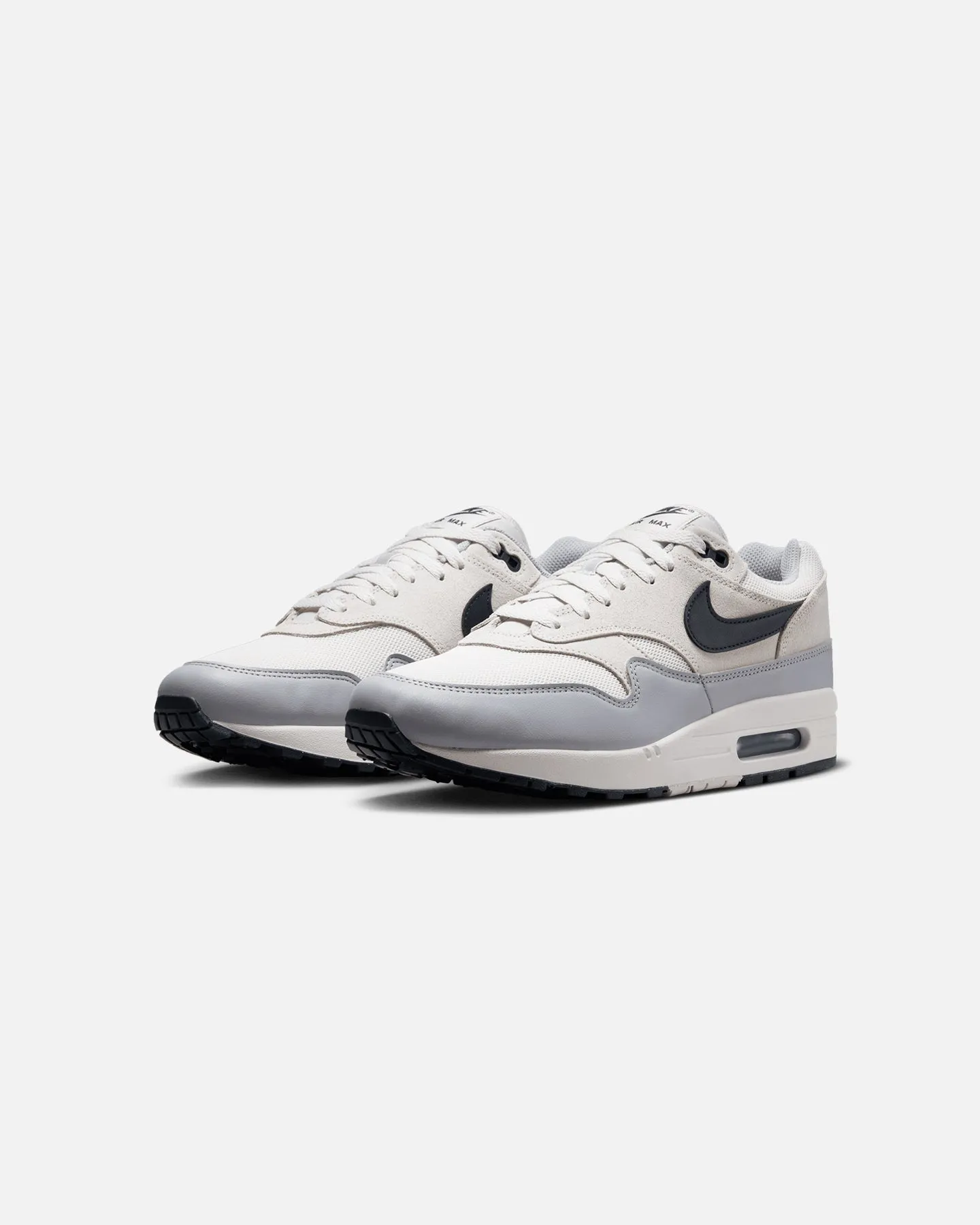 Long Move Nike Air Max 1 Essential Platinum Tint