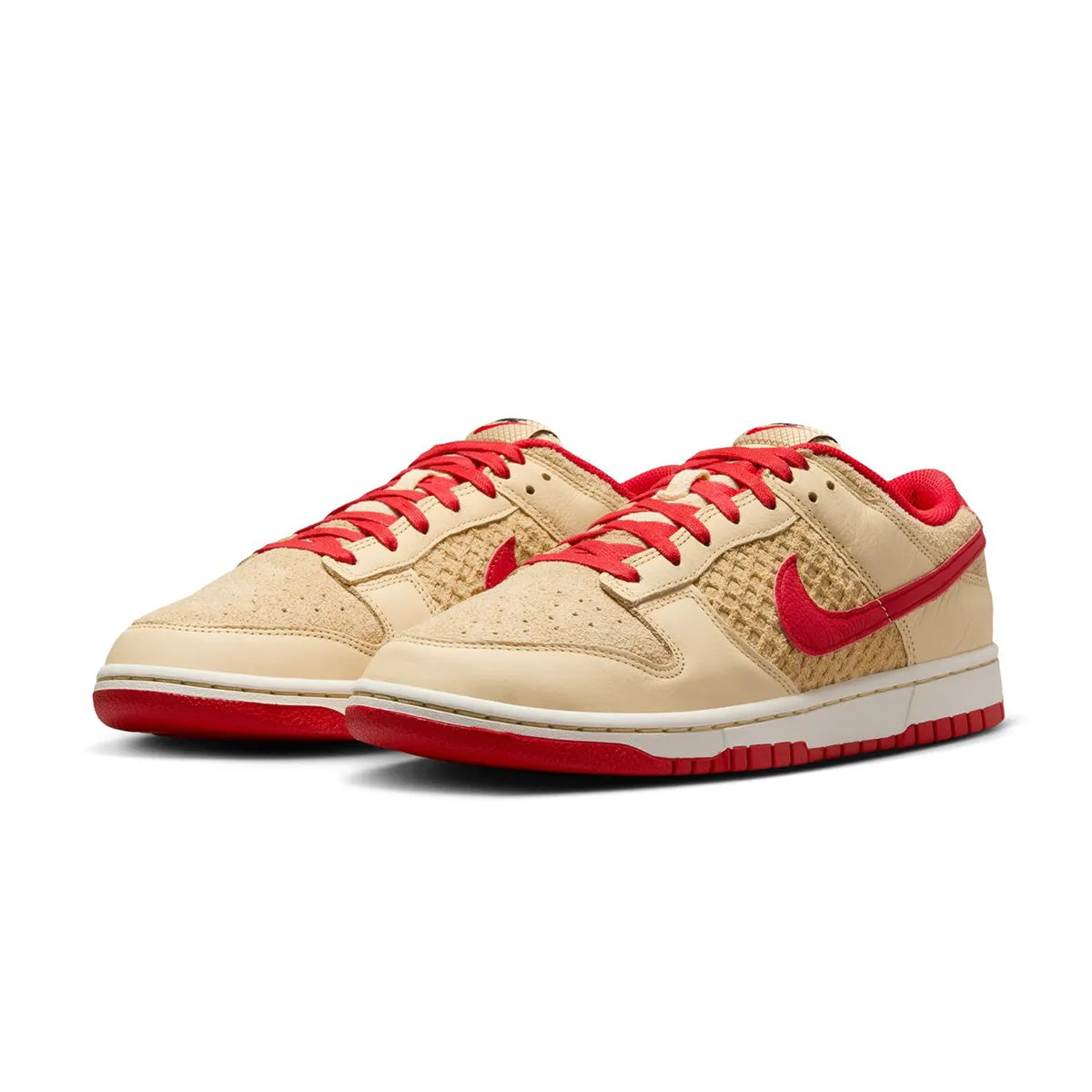 Dunk Low Retro SE 'Strawberry Waffle' Ventilated Design