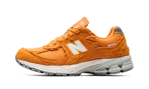Solo long - distance running 2002R "Protection Pack - Vintage Orange"