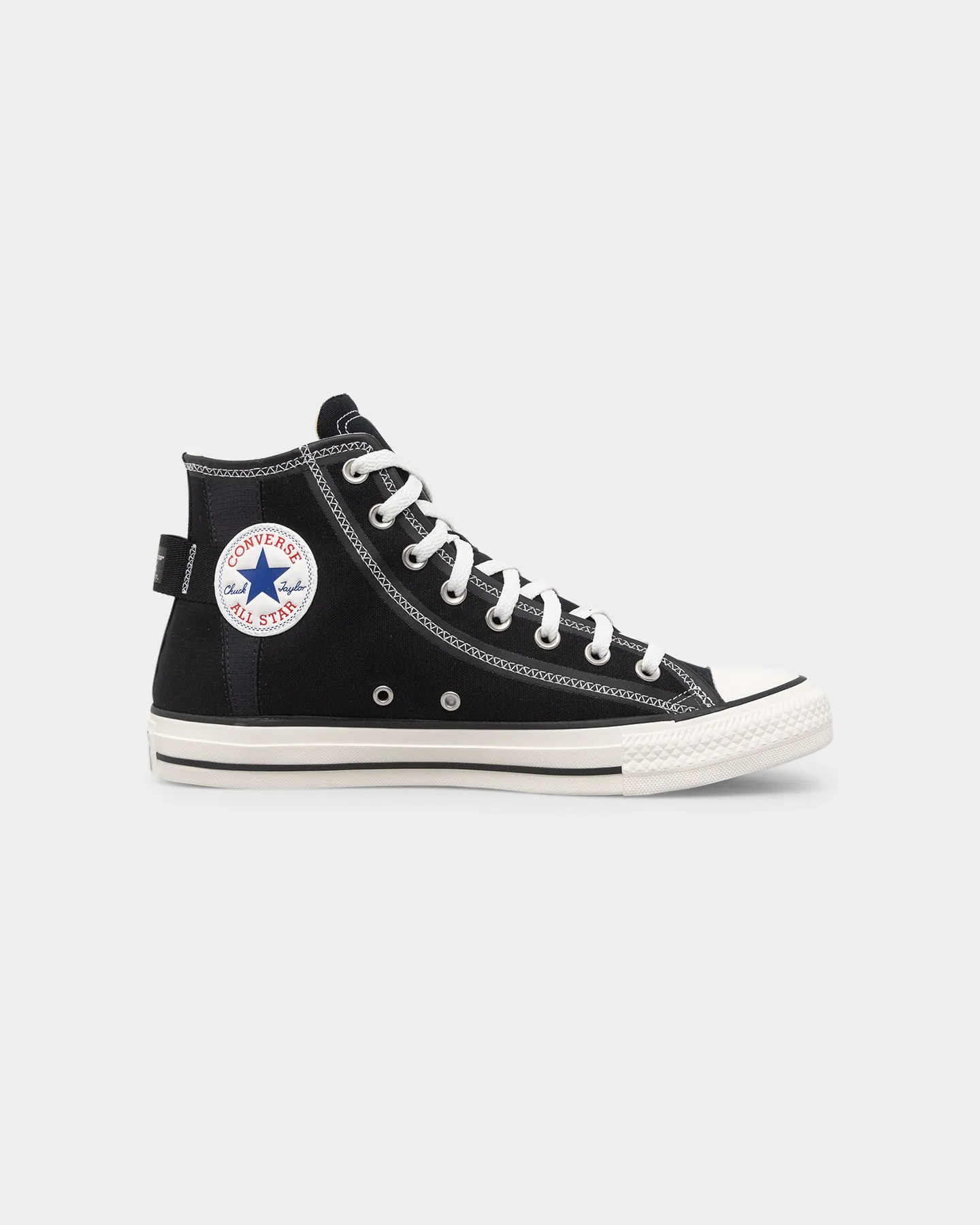 Converse Chuck Taylor All Star High Top Black Zip Fast group walk