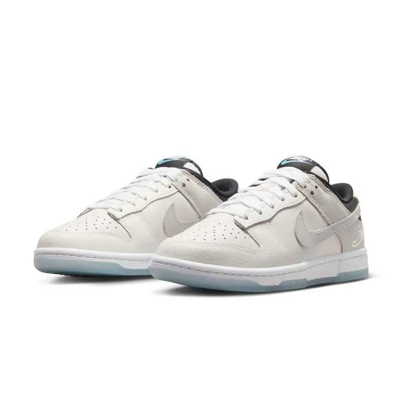 Wmns Dunk Low SE 'Music Stero' Cushioned Comfort fascinating