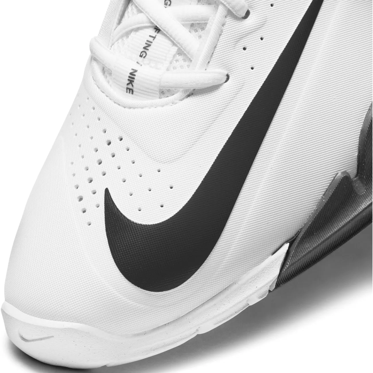Foot Arch Boosted flair Nike Savaleos