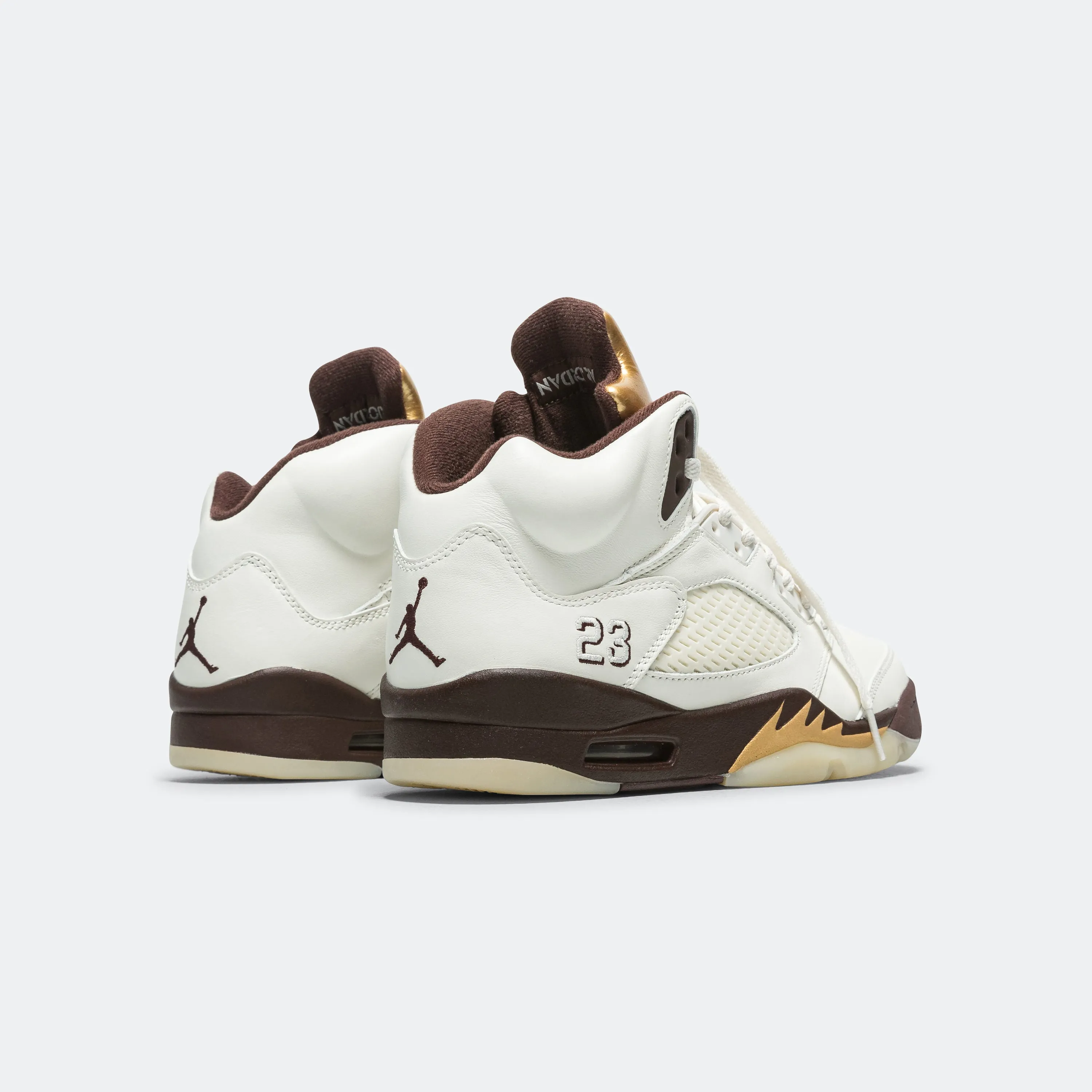 Compression Molded Heel Structured Shoe Womens Air Jordan 5 Retro - Earth/Metallic Gold-Sail