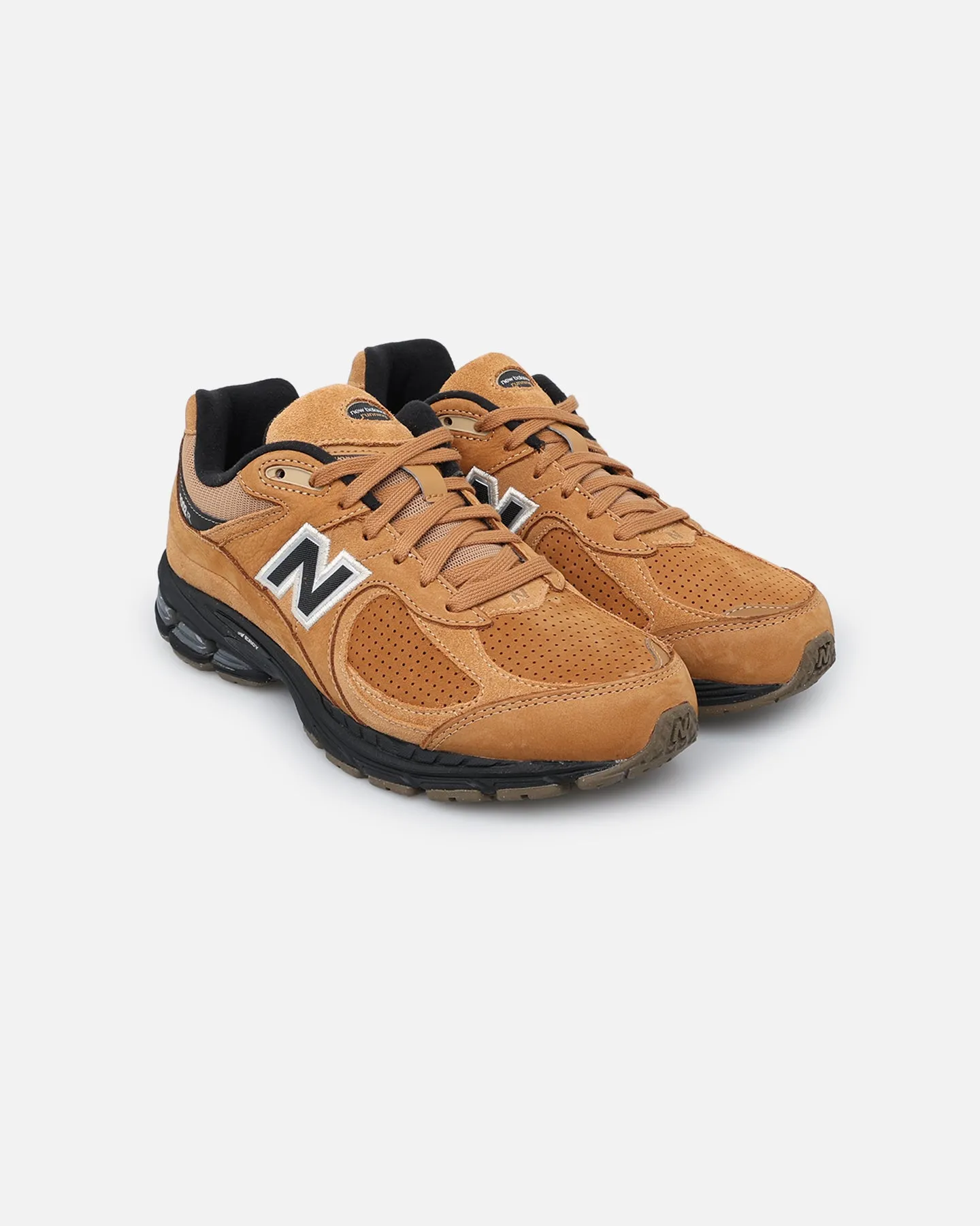 Step Tall New Balance 2002 Tobacco