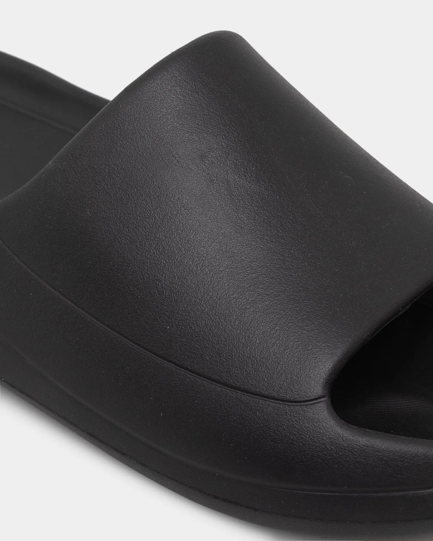 Elevn Clothing Co Wade Slide Black Match Fit Soft Cushioning