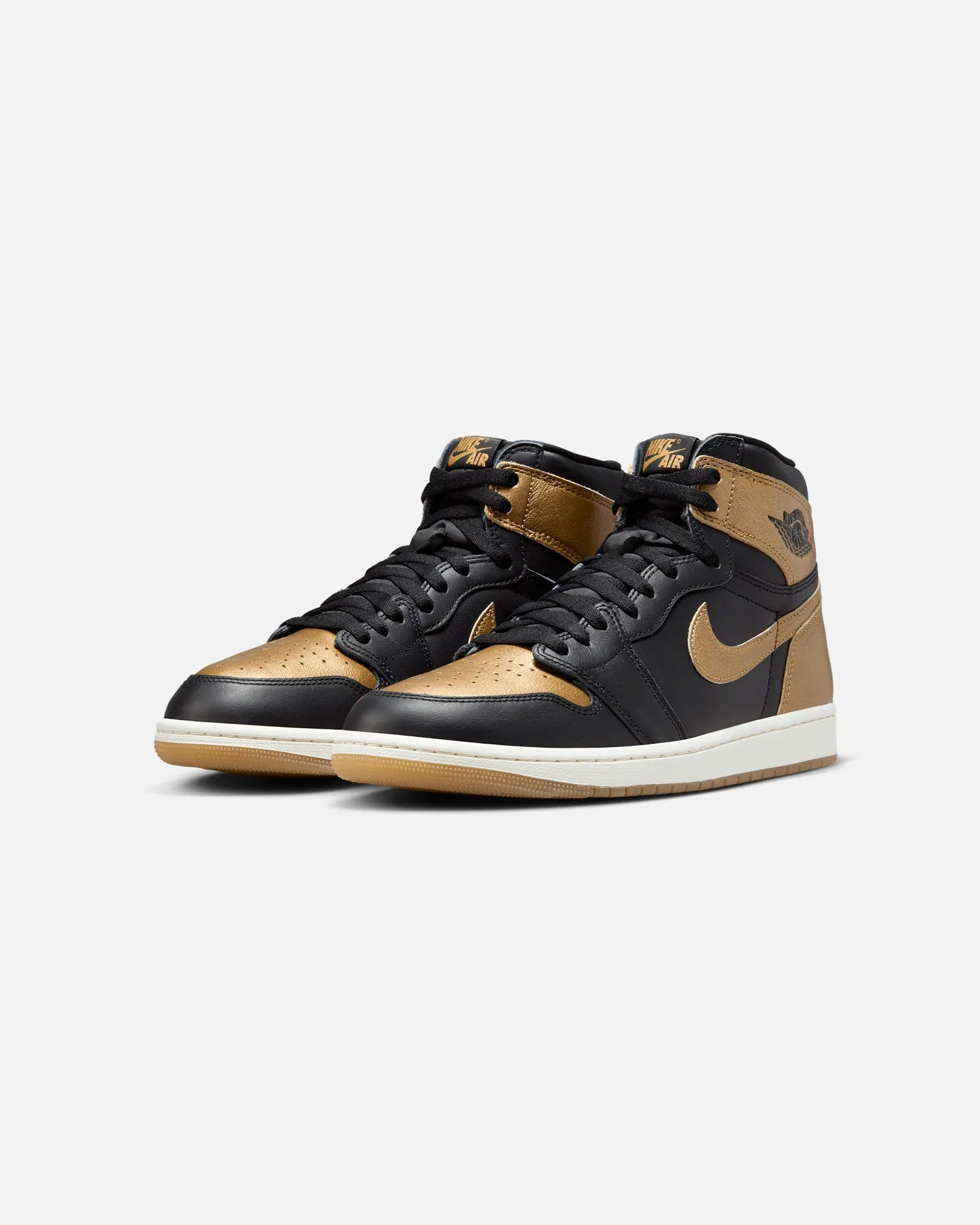 Teen Edge Sky Light Jordan Air Jordan 1 Retro High OG "Metallic Gold" Black/Metallic