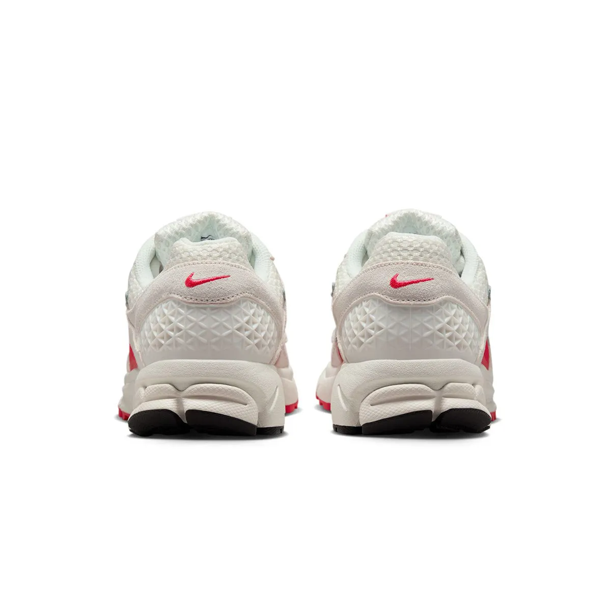 Wmns Zoom Vomero 5 'Sail Siren Red' Roomy Fit Signature grip