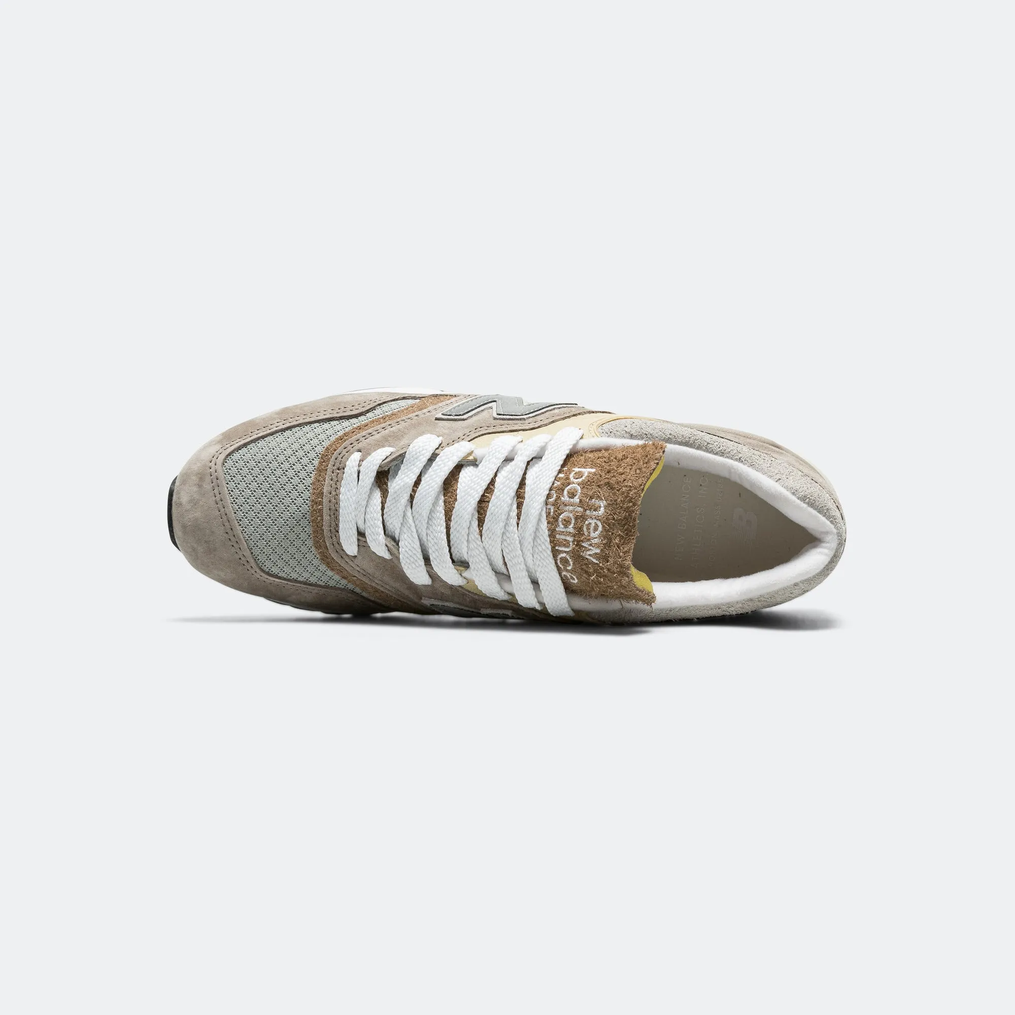 U997MG Heat Sealed Overlays Sneaker Display