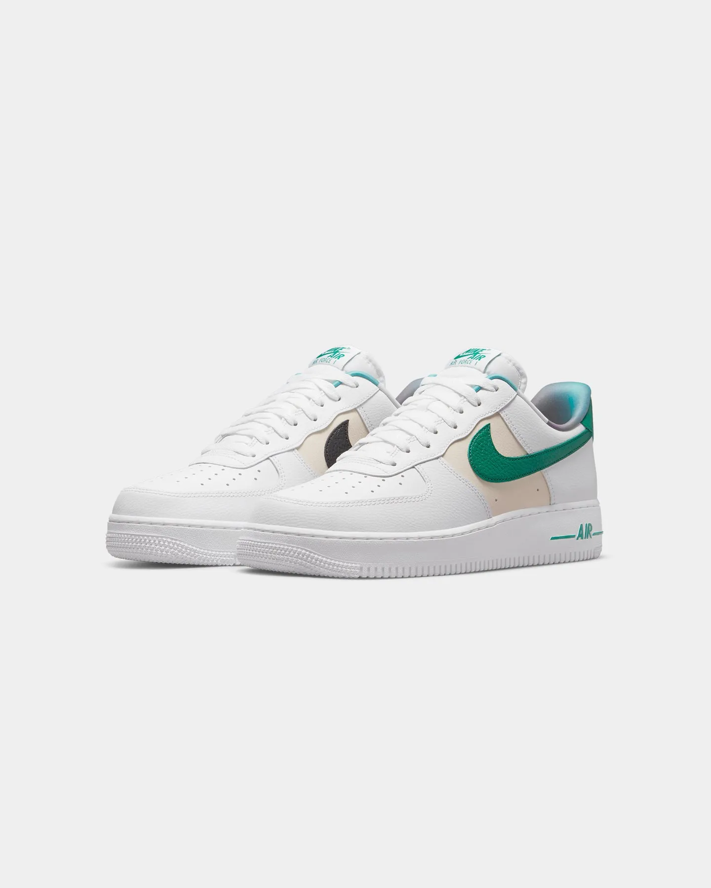 Field Fast Nike Air Force 1 '07 LV8 EMB White/Malachite