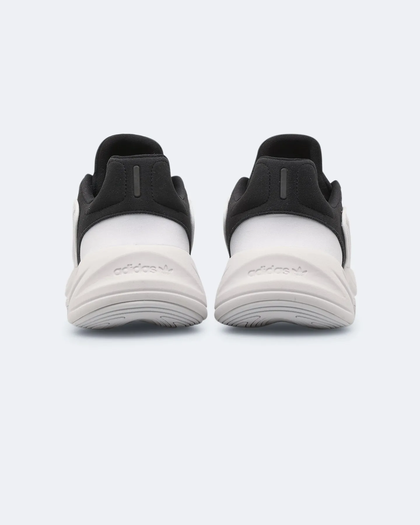 Adidas Ozelia Ftwr White/Core Black Baby Soft Petite Fit
