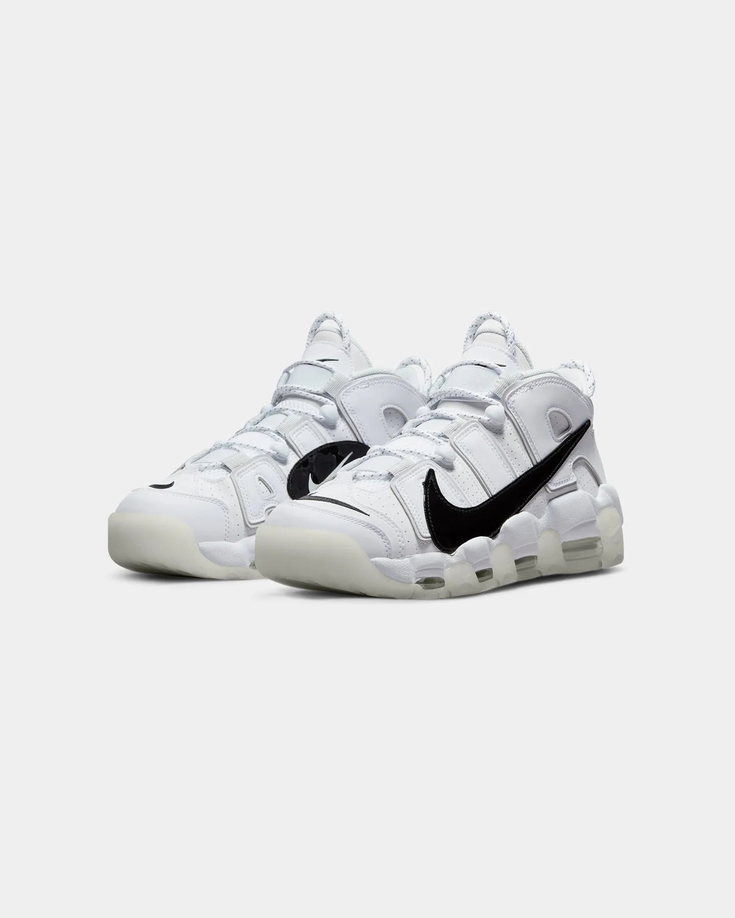 Camera Look Stable Nike Air More Uptempo '96 White/Black