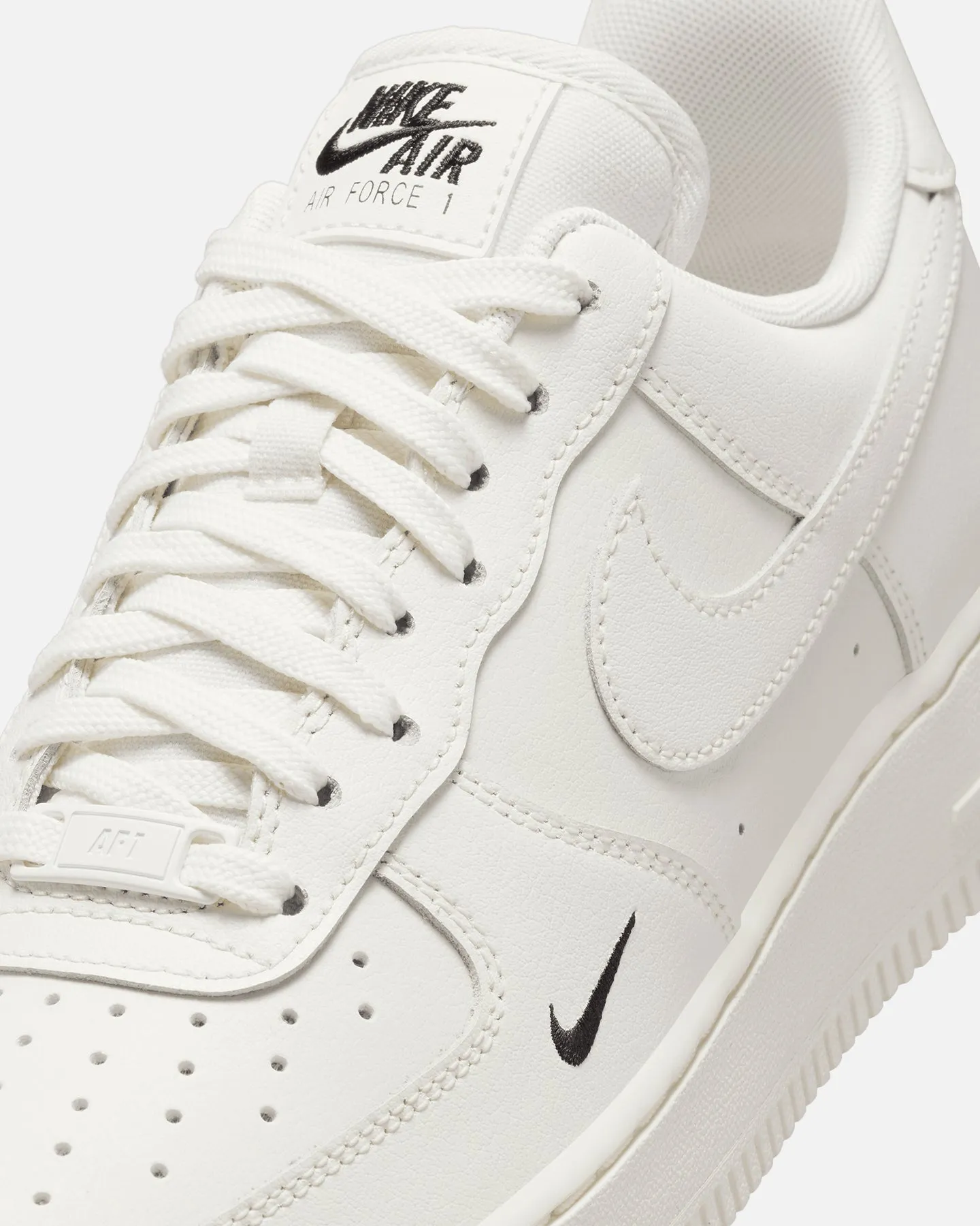 Luxurious design professional athletes Nike Women's Air Force 1 '07 Essential Sail/Sail