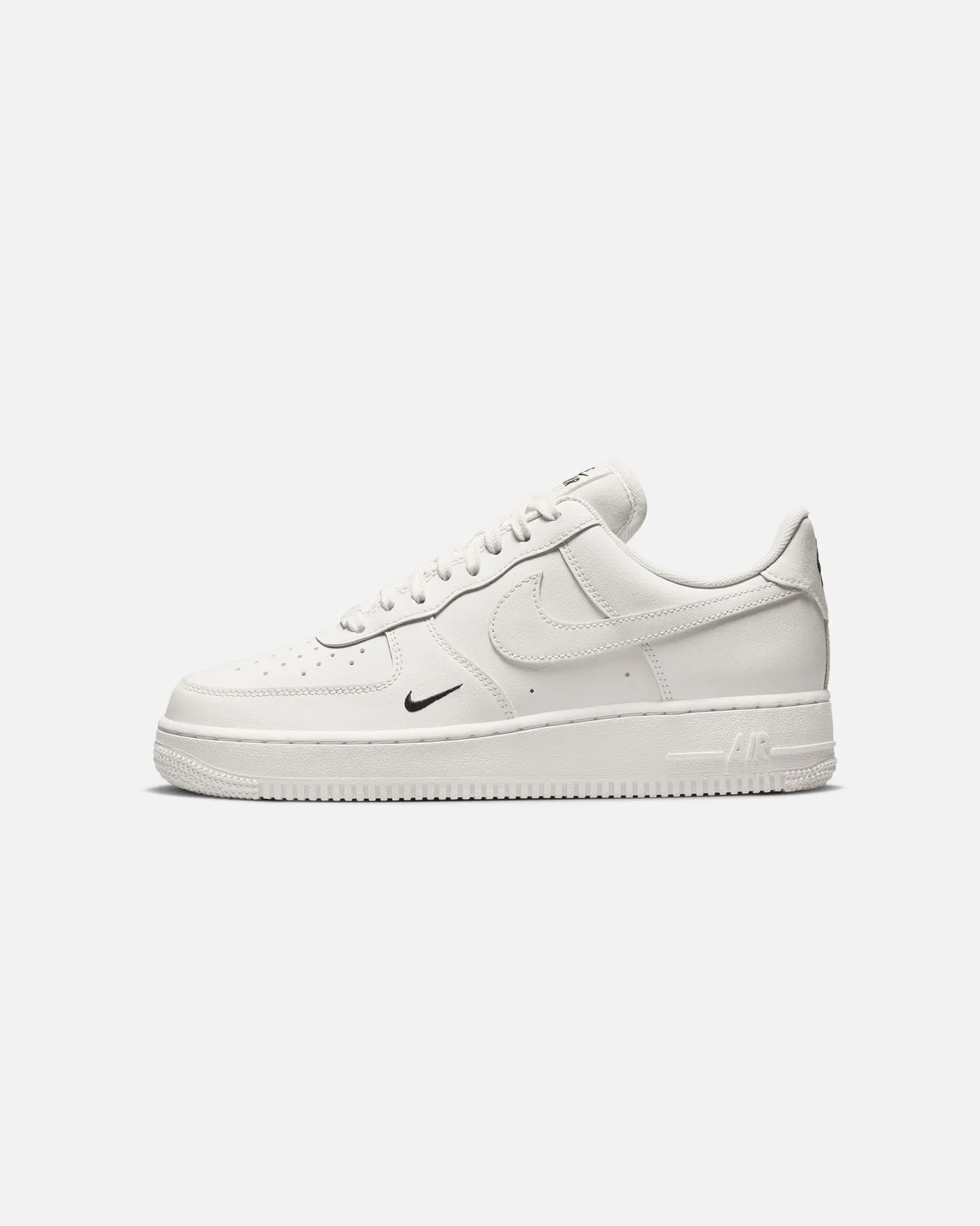 hand - washable toe - bumper Nike Women's Air Force 1 '07 Essential Sail/Sail