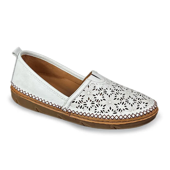 Snow Path Womens Mago Tegan in White