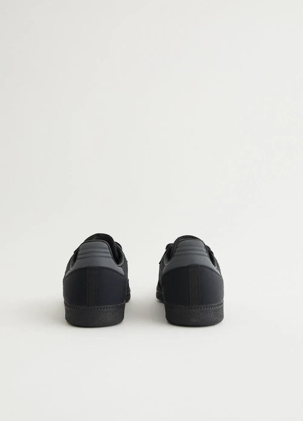 Slip-resistant durability Samba OG 'Core Black' Sneakers