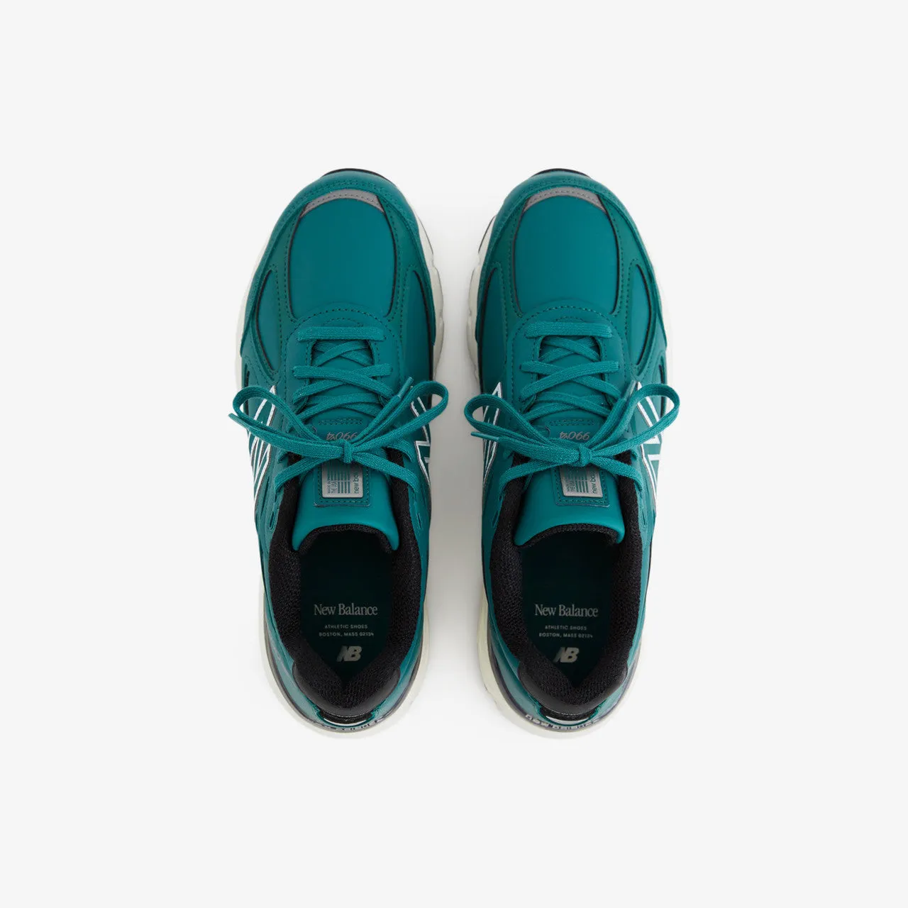 990v4 breathable panels