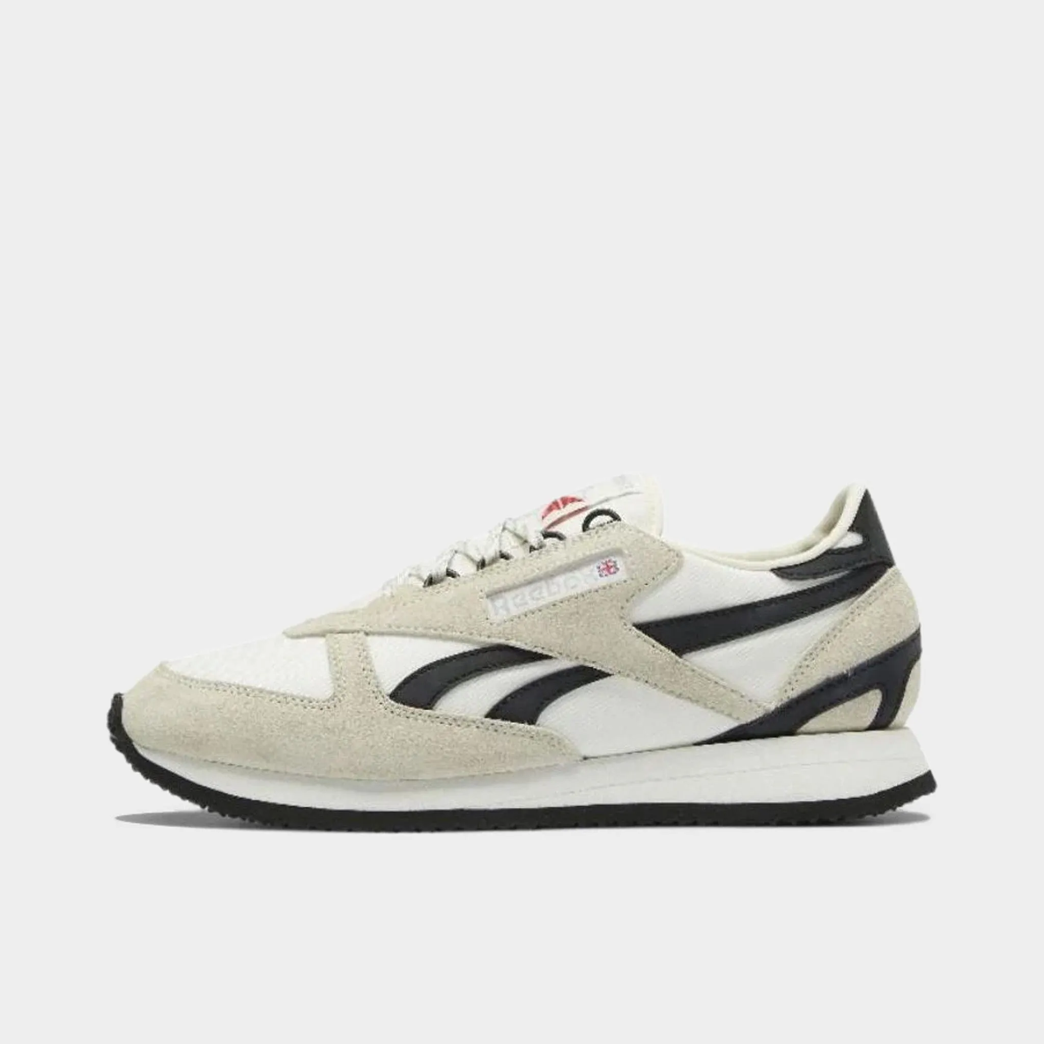 Action Ready Versatile Reebok Victory Classic White / Chalk