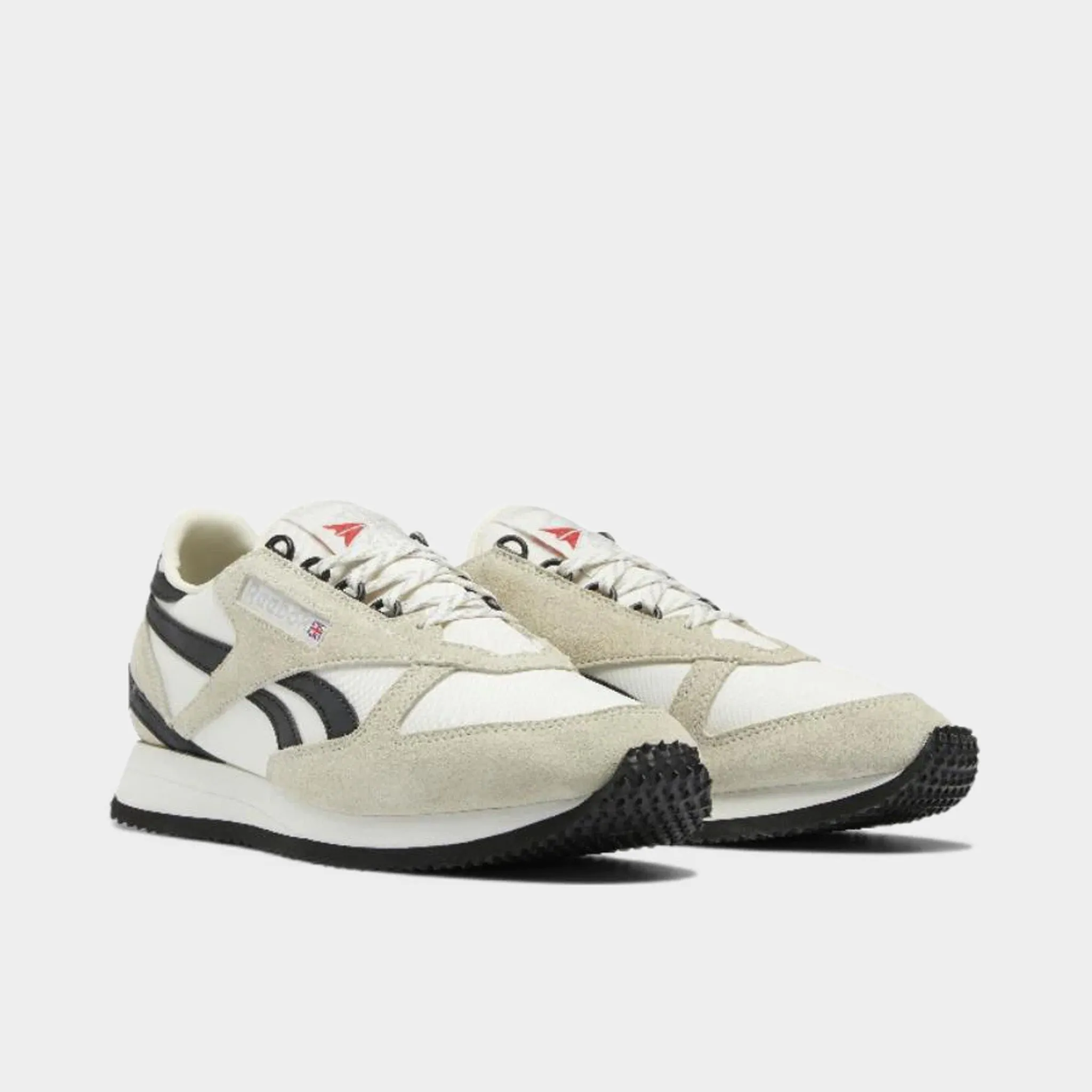 Lightweight Reebok Victory Classic White / Chalk