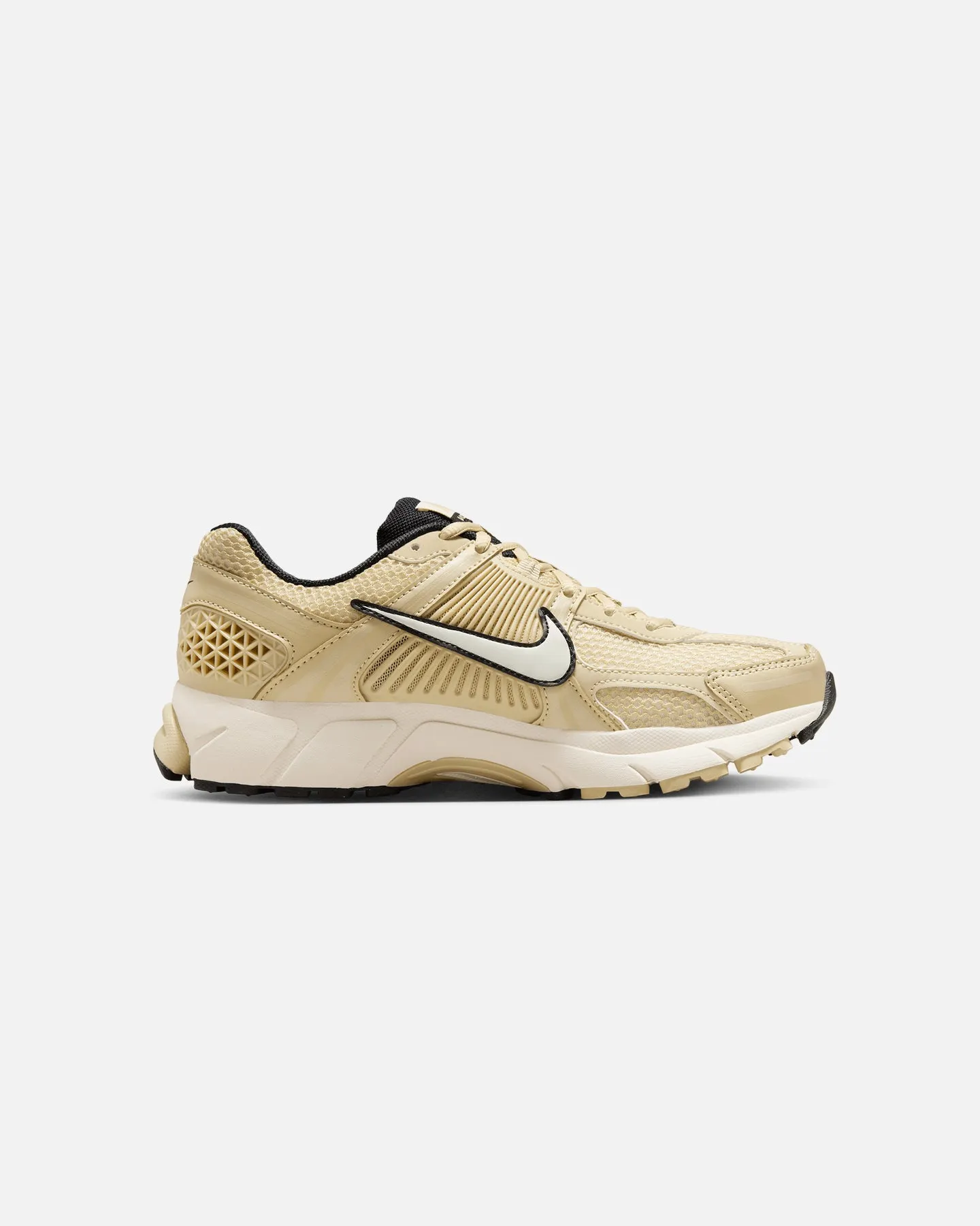 Nike Women's Zoom Vomero 5 Team Gold/Soft Pearl unisex shoes