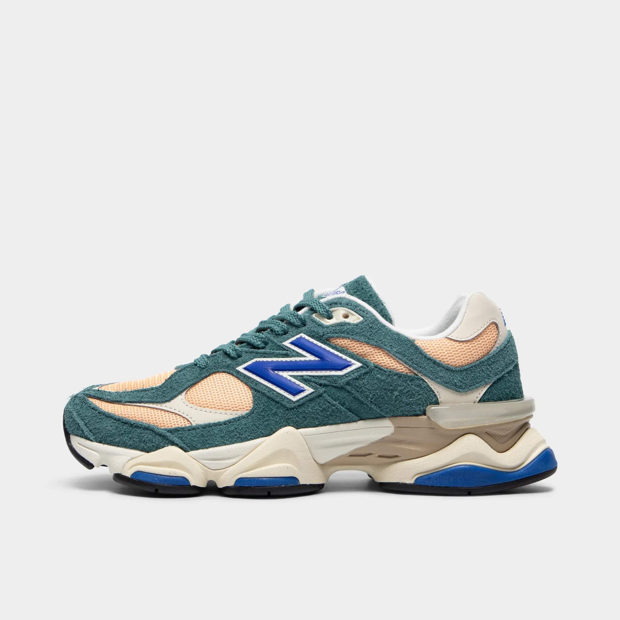 Soft ground boots New Balance 9060 New Spruce / Peach Blossom