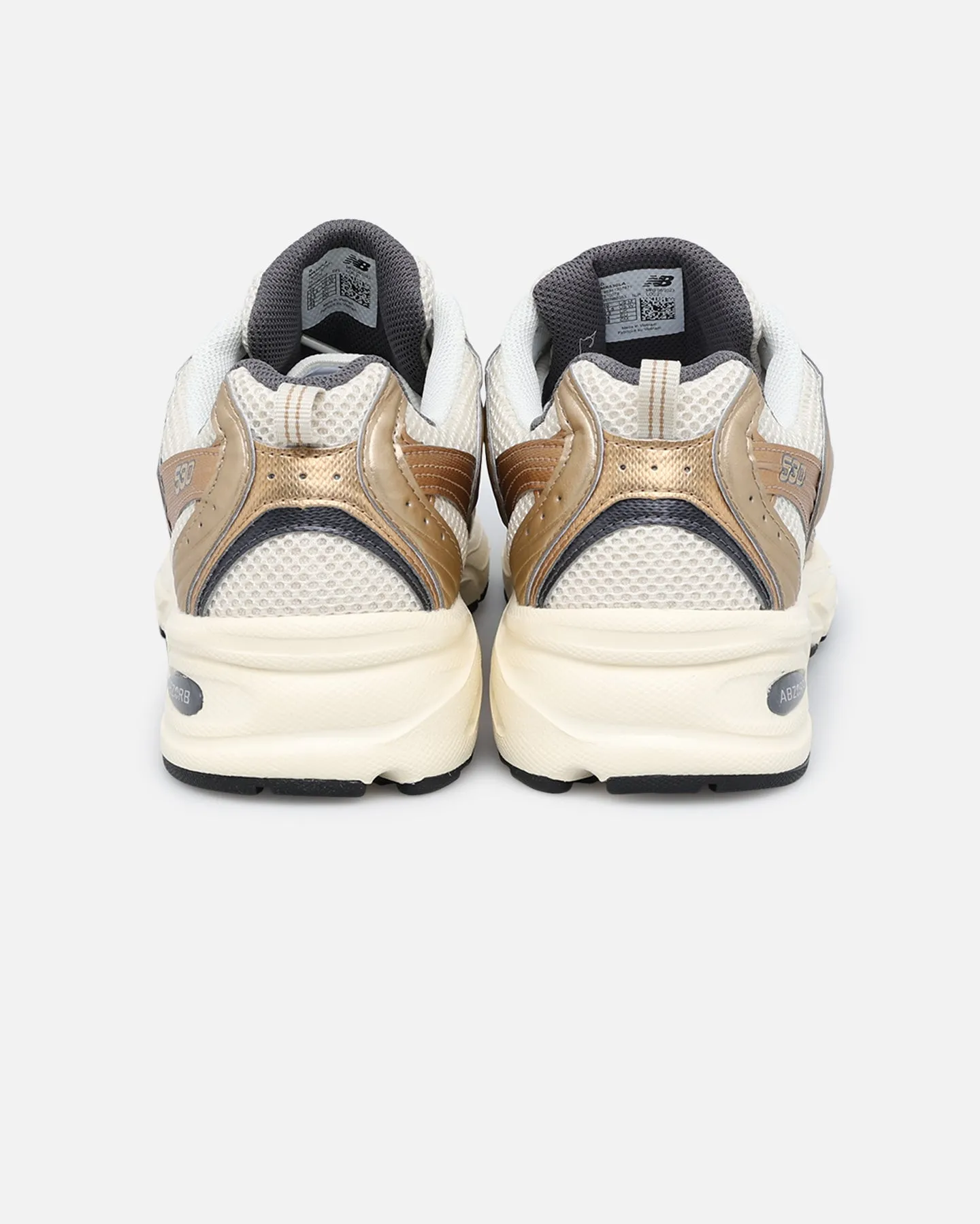 Dark Edge Cross Road New Balance 530 Brown