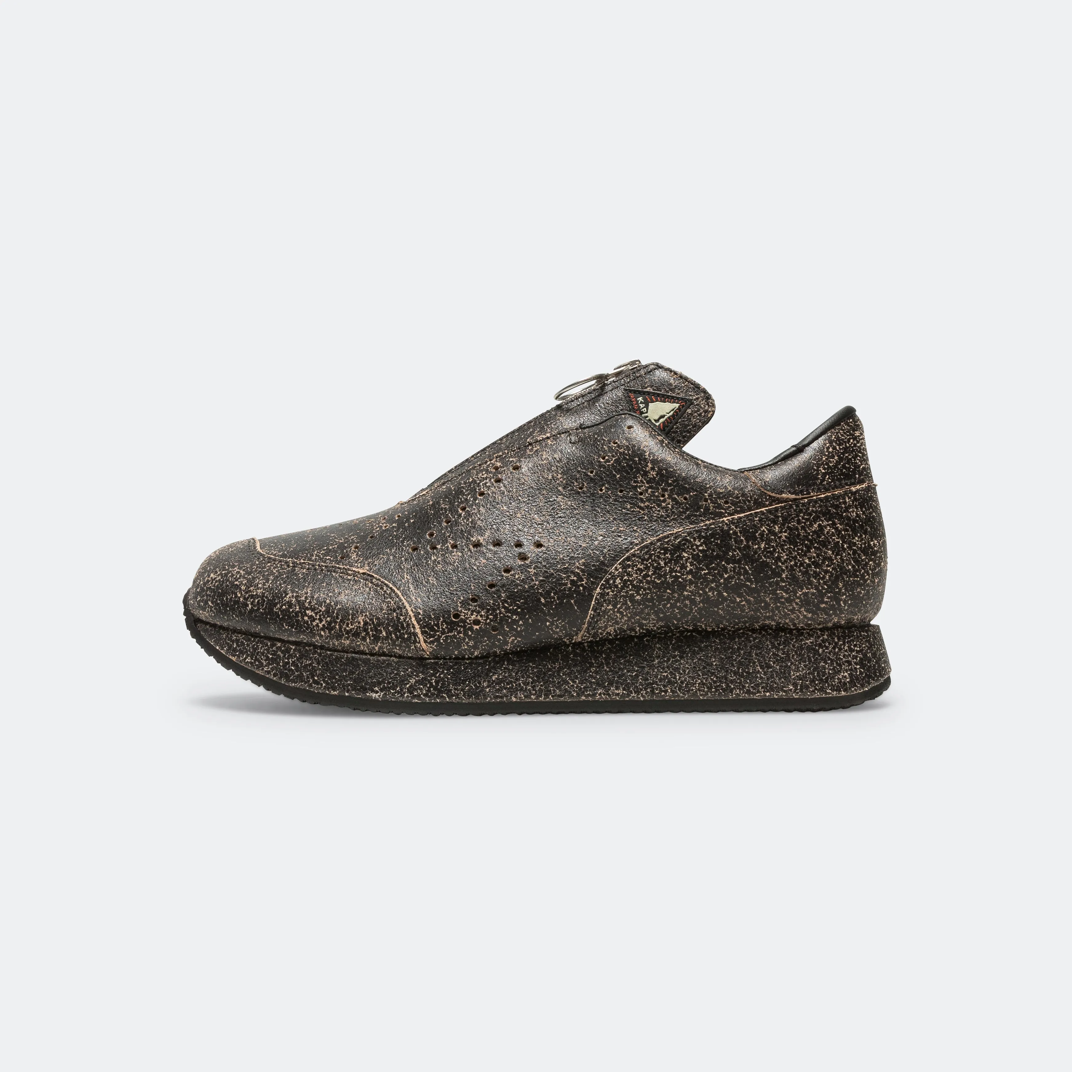 Crack Leather SPARROW Sneaker - Black Ultra-soft piece