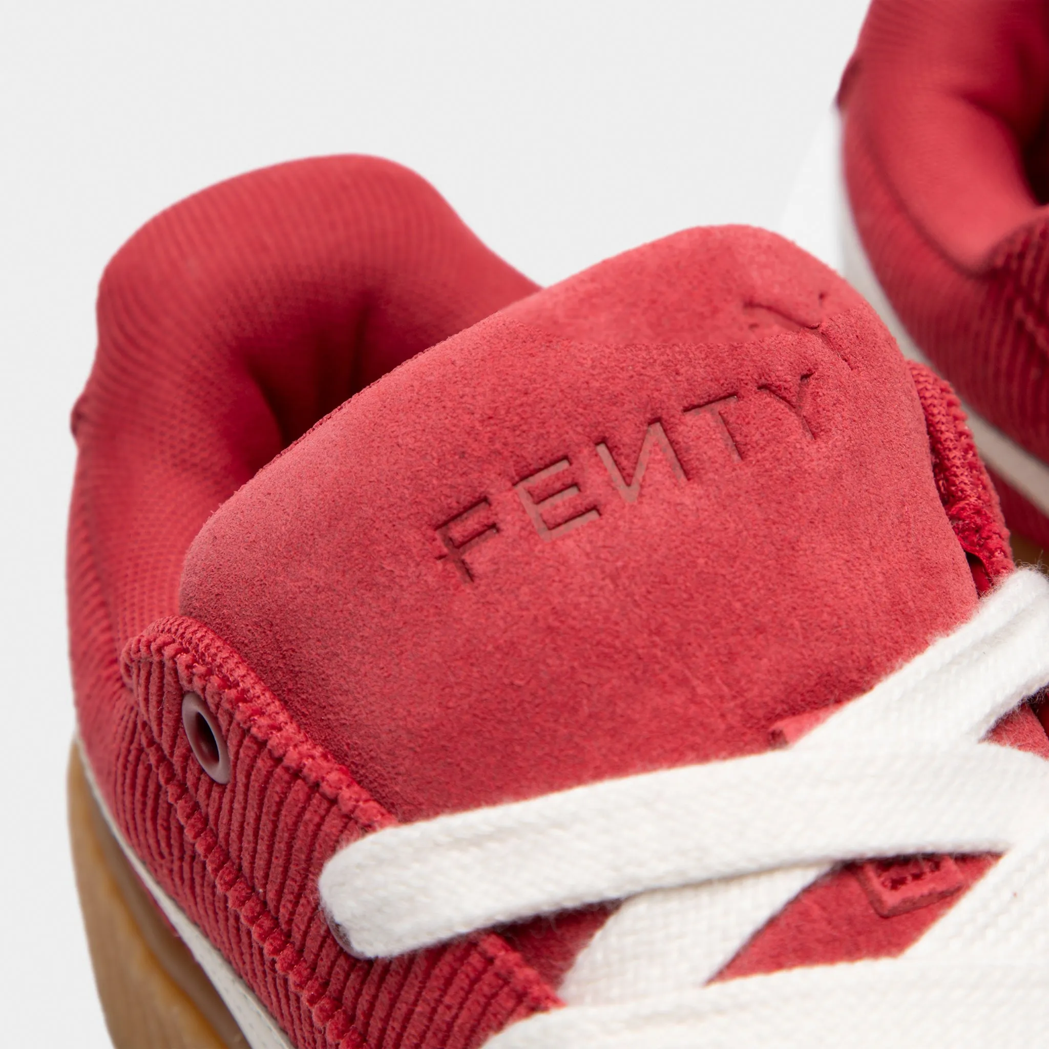 Abrasion resistant Relaxed Cushion FENTY x PUMA Women's Creeper Phatty Corduroy Club Red / Warm