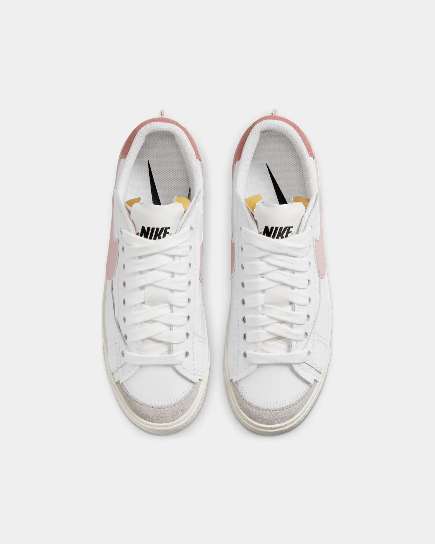 Nike Women's Blazer Low '77 Jumbo White/Pink Oxford Breathable touch Multi-Purpose