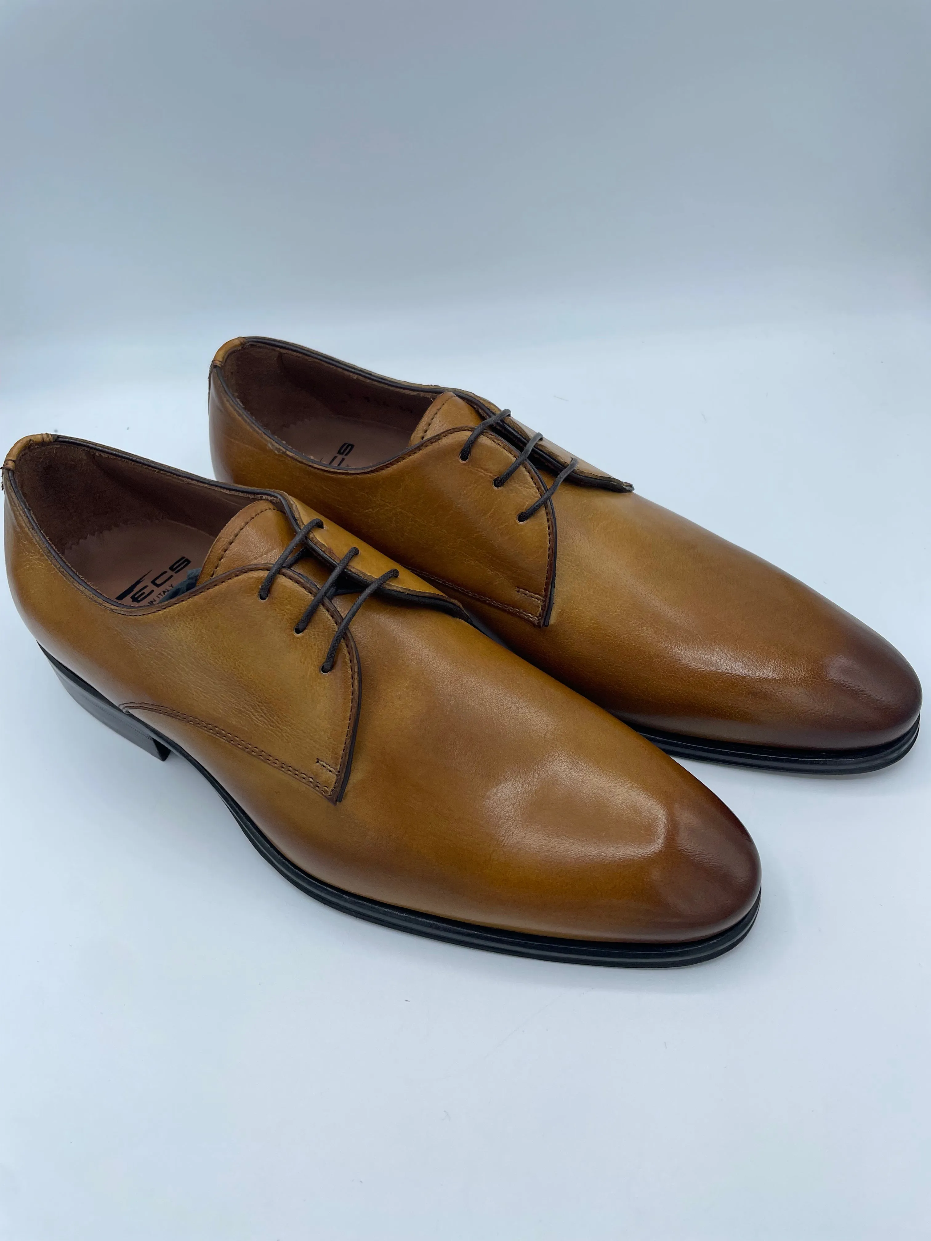 Modern Look Flecs Hand Crafted Italian Leather Dress Shoe - T914 617