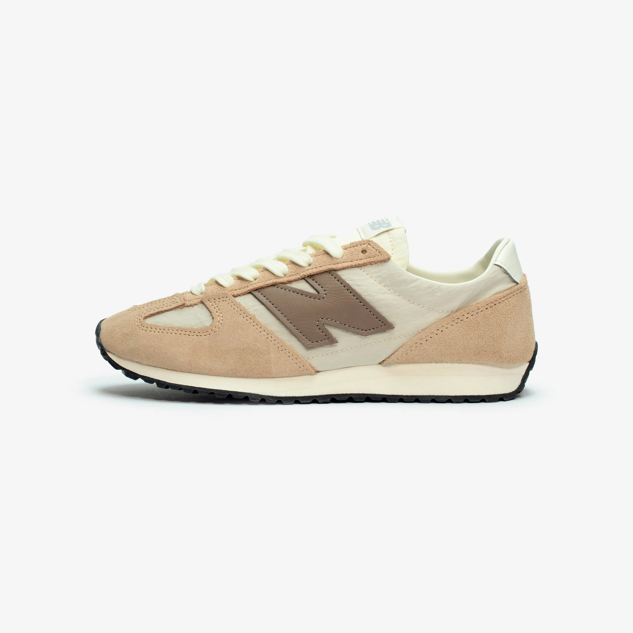 471 Durable outsole Urban cushioning