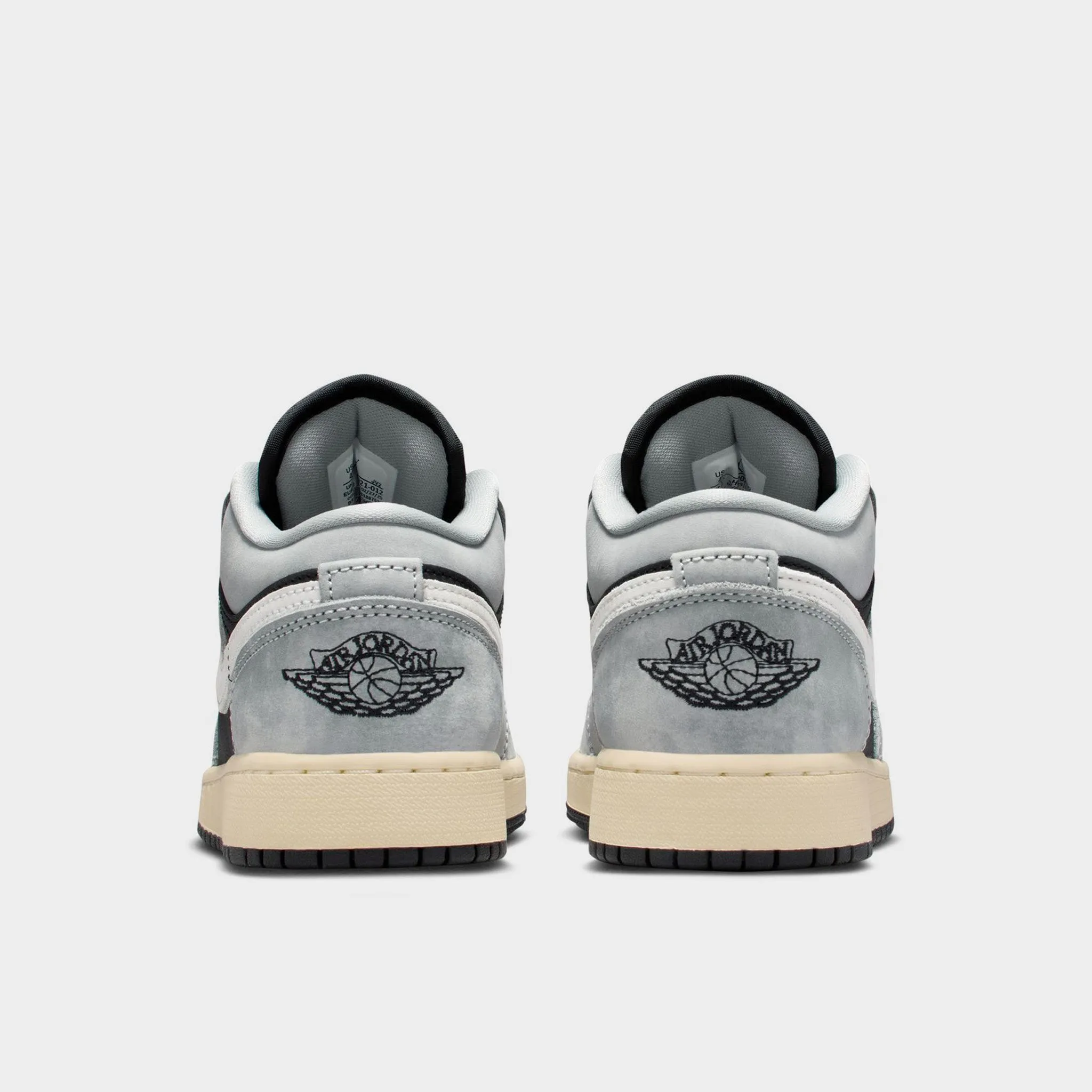 Jordan 1 Low SE GS Light Smoke Grey / Black - Sail Posture aid