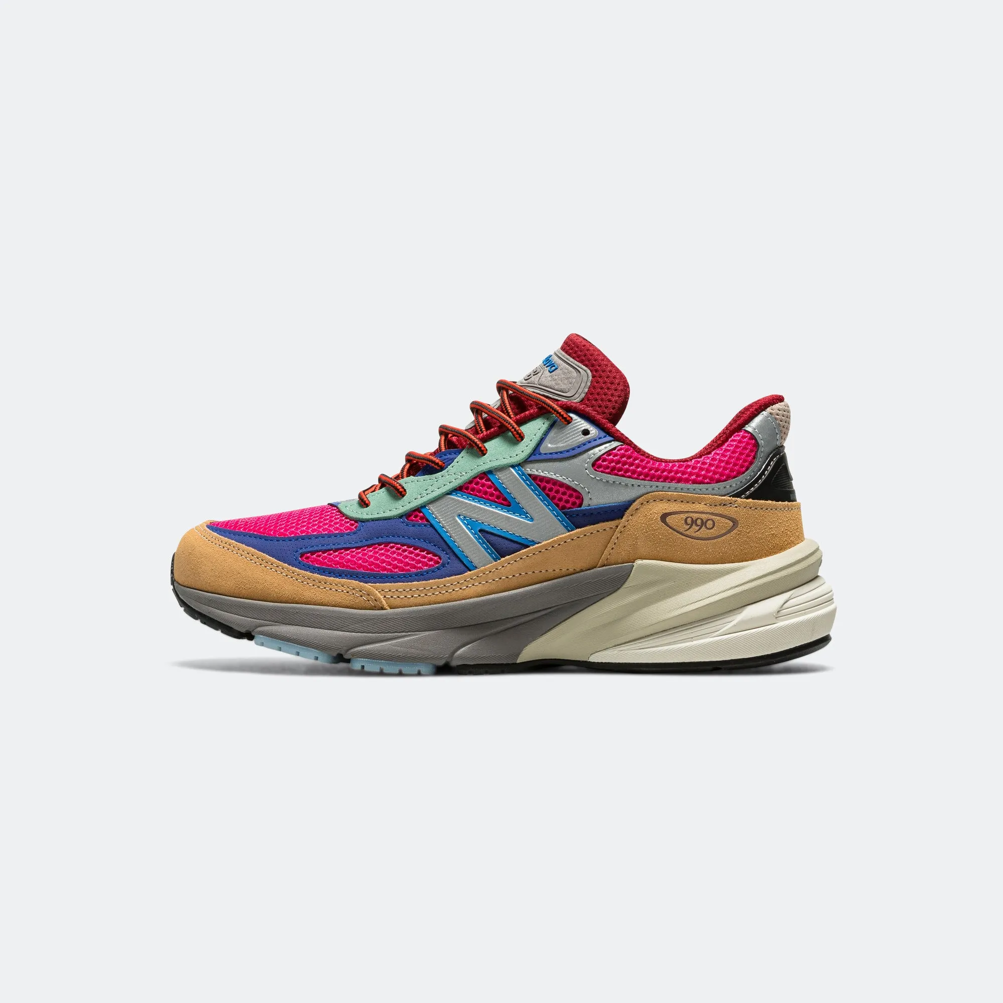 Calm Motion hybrid design U990AT6 x Action Bronson