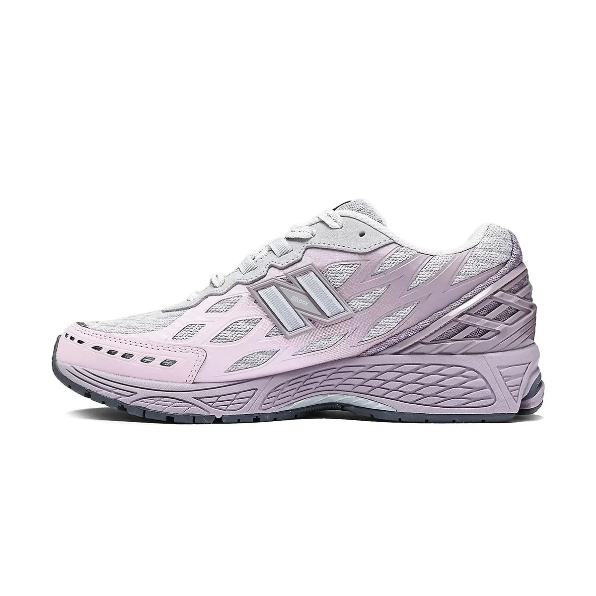 1906W 'Ice Wine' Luxe cushioning