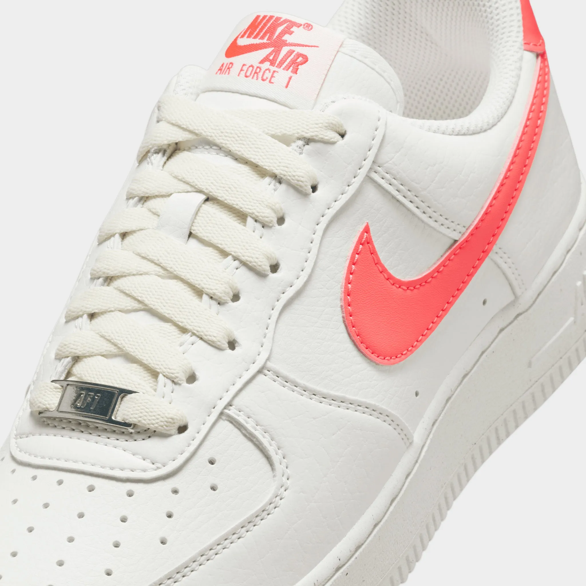 Weekend Outfit Flexible Arch Nike Women's Air Force 1 '07 Next Nature Sail / Sail -  Hot Lava