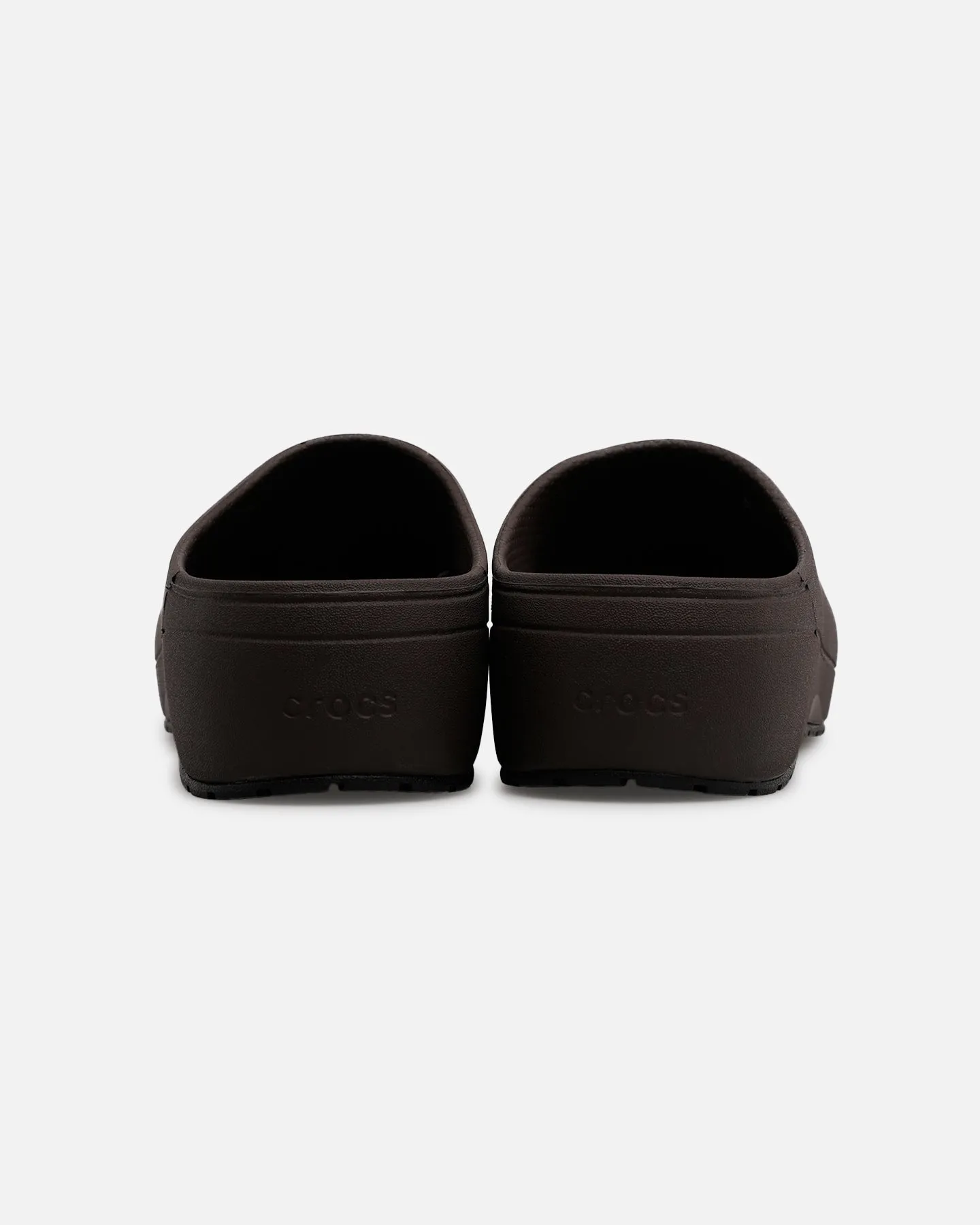 Crocs Quiet Clog Espresso Trendy Pool Ready