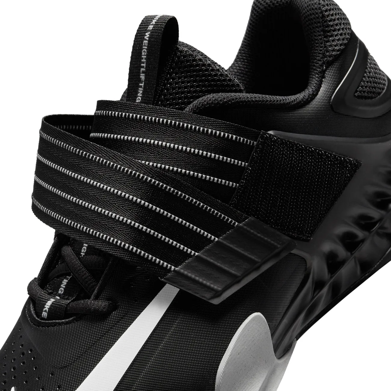 Nike Savaleos Active Fit