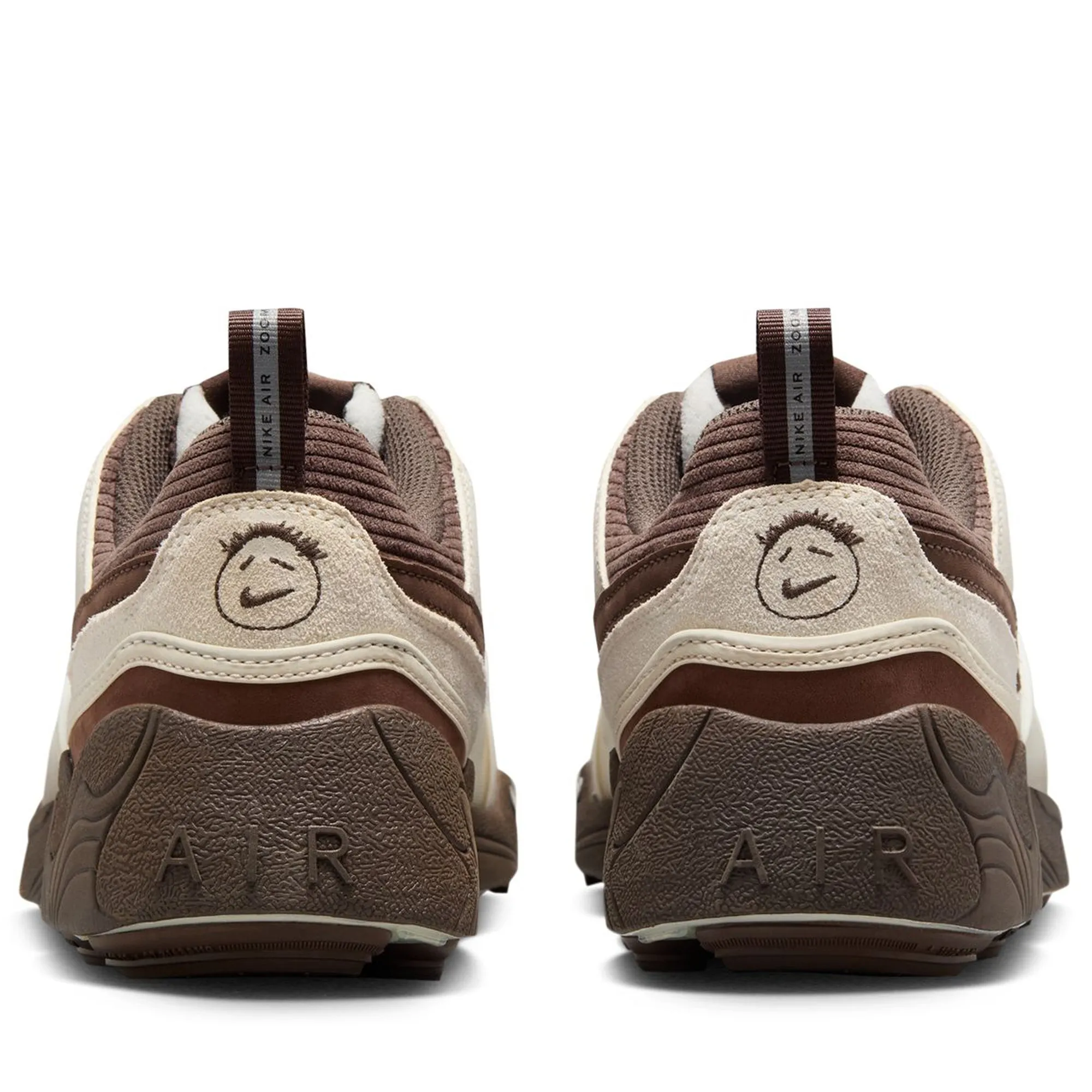 Travis Scott x Nike Zoom Field Jaxx - Leche Blue/Baroque Brown Anti Fatigue System Easy   To   Clean
