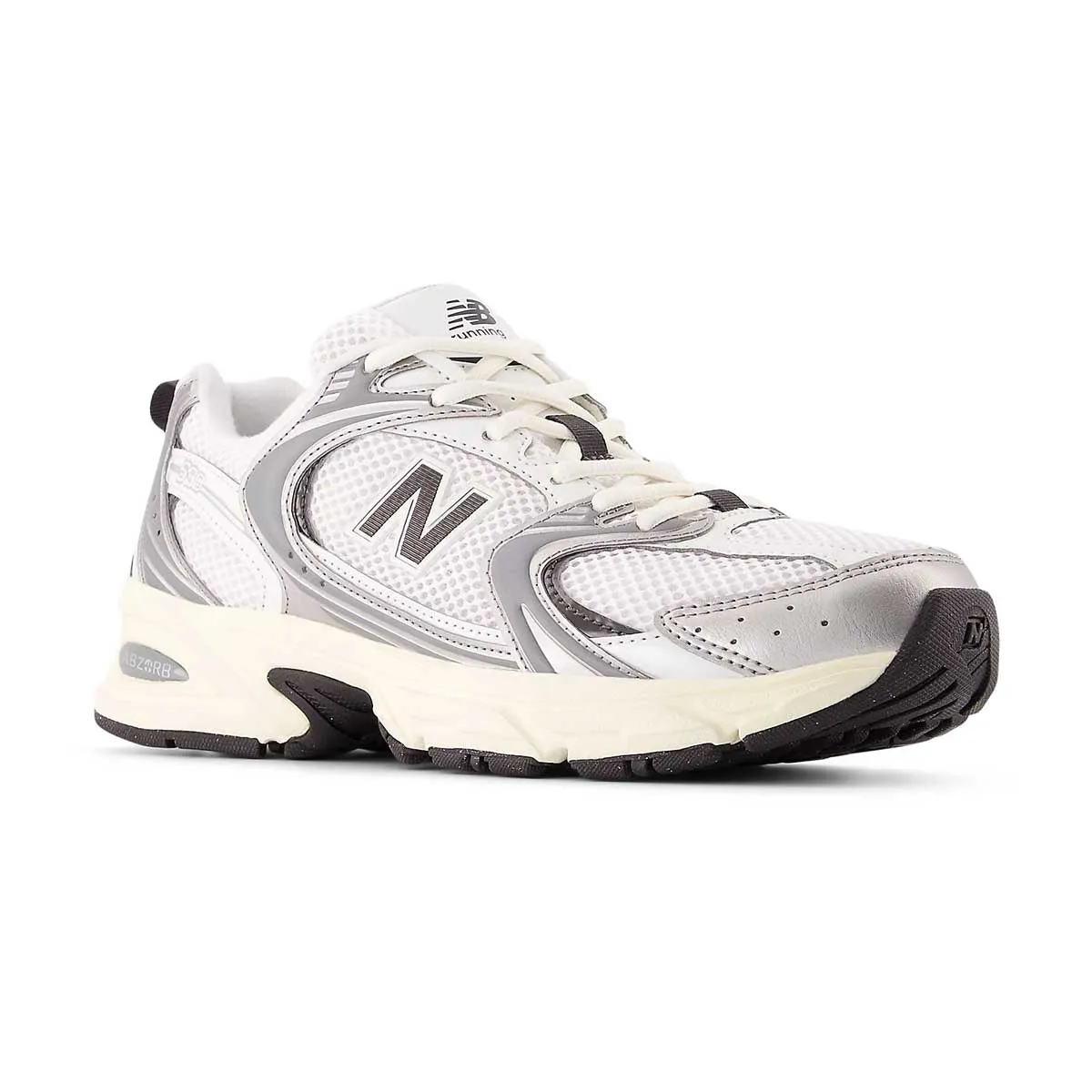 530 'Silver Metallic Black Cement' shade Glam stability