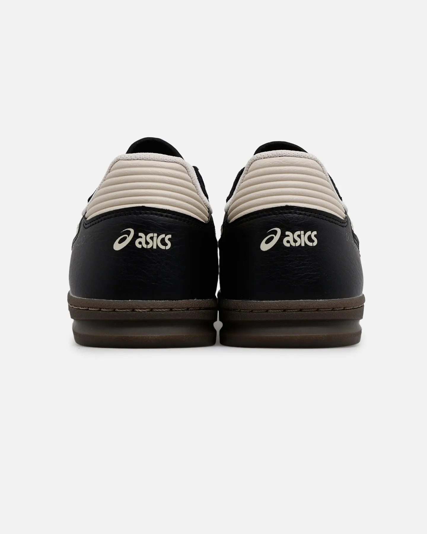 New In Asics Skyhand OG Black