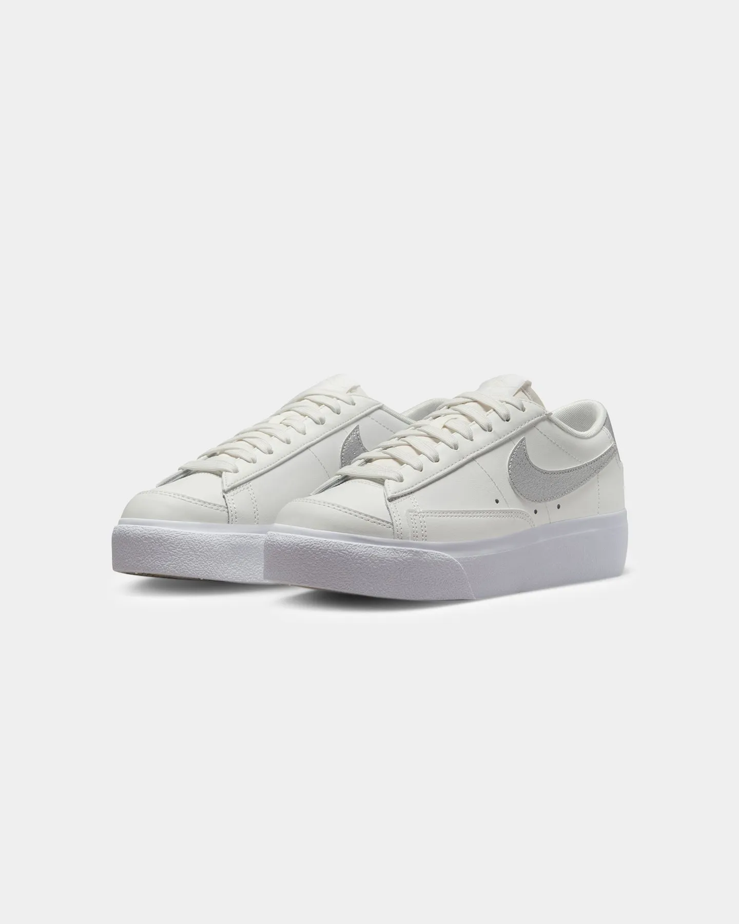 Nike Women's Blazer Low Platform Summit White/Metallic Unique cushioning