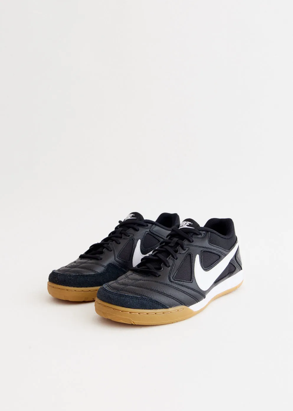 Gato 'Black' Sneakers professional athletes' gear uniqueness - level