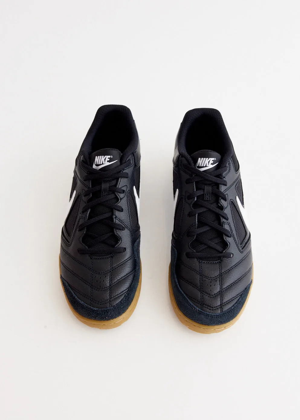 Gato 'Black' Sneakers Solid Color