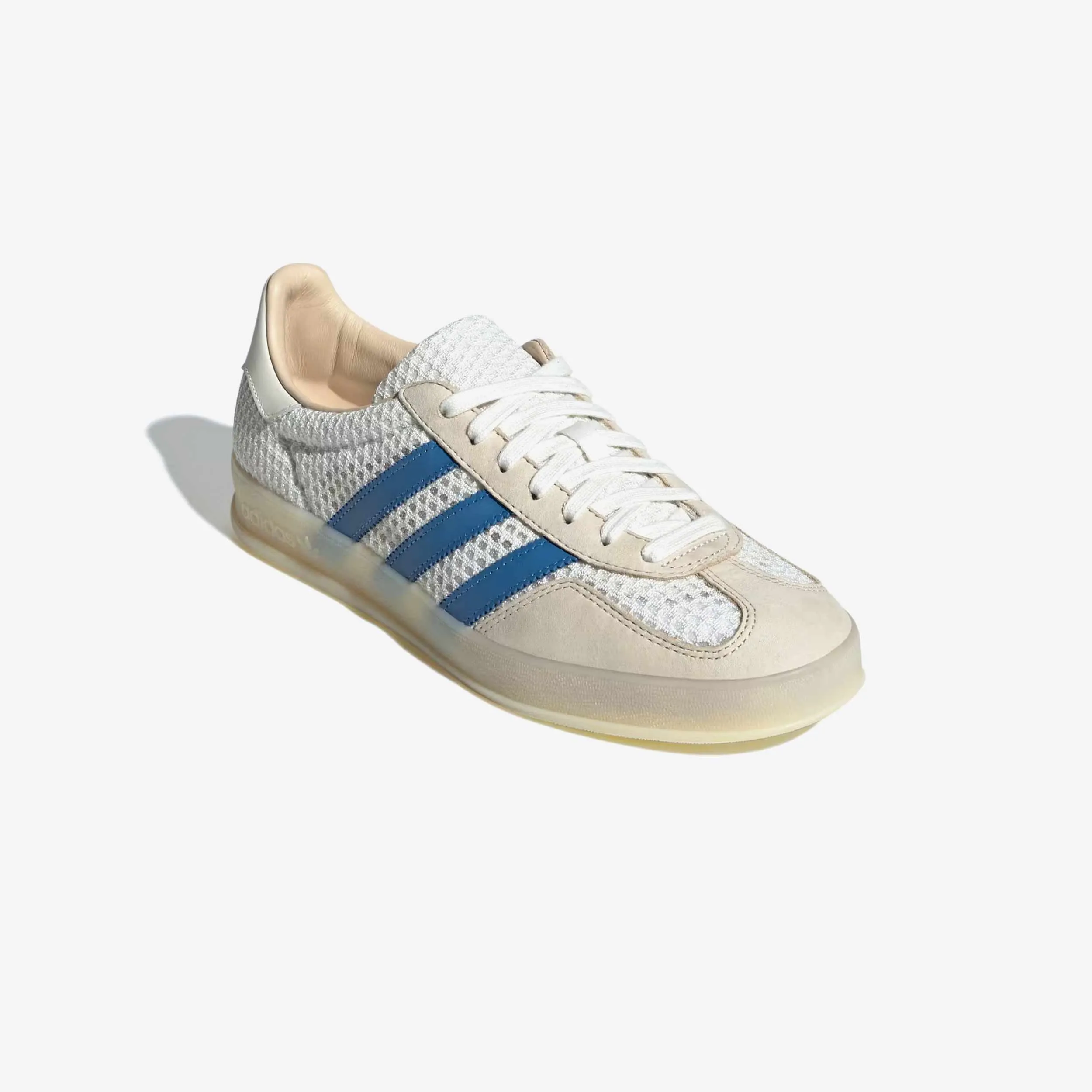 Full Coverage Gazelle Indoor