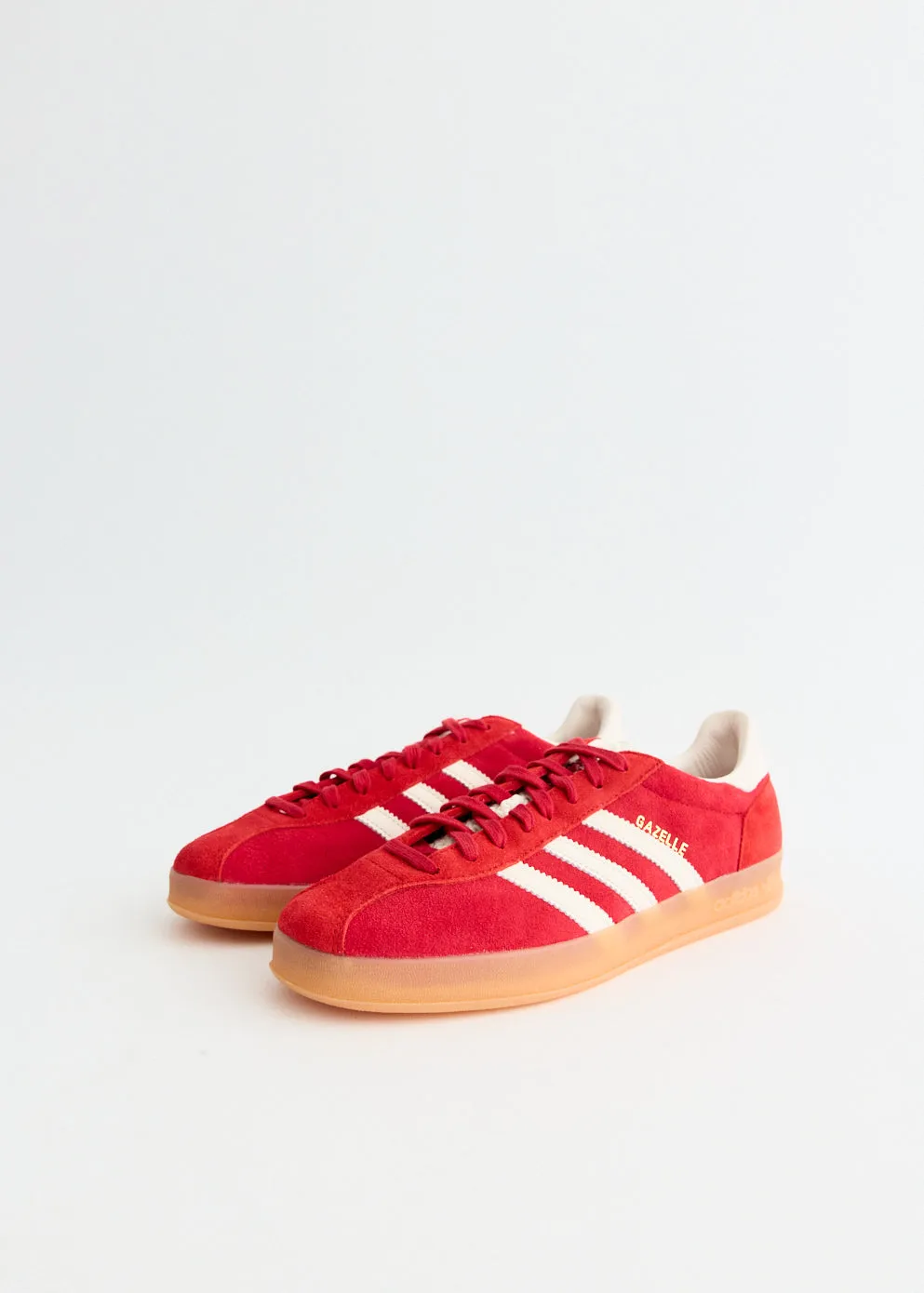 accurate soccer players' traction Gazelle Indoor Pro 'Team Victory Red' Sneakers
