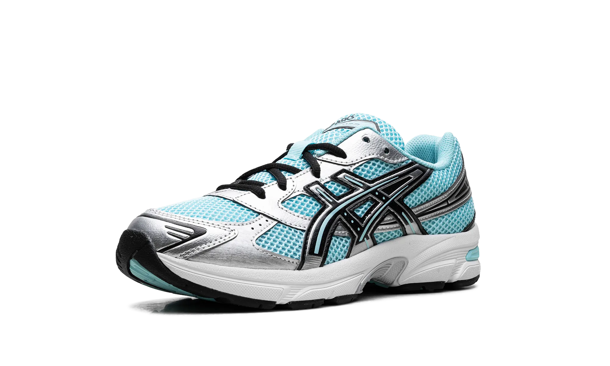 Gel 1130 GS "Larimar Blue / Pure Silver" running in a coastal area shoes mid - top style
